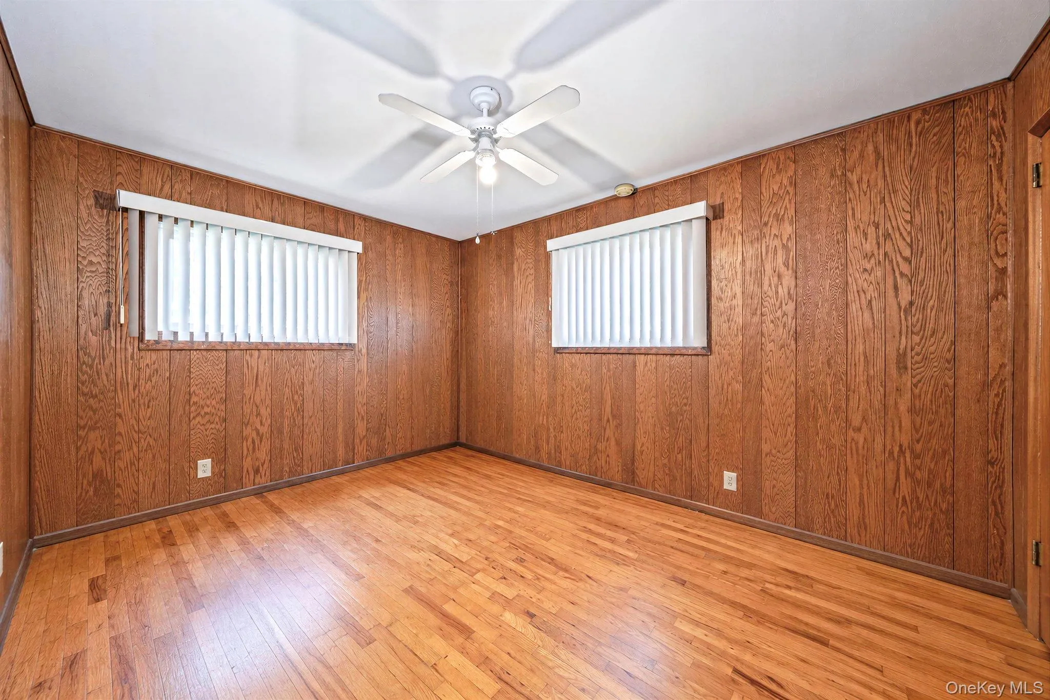 24 Chapel Place, Babylon, NY, 3 Bedrooms Bedrooms, 6 Rooms Rooms,2 BathroomsBathrooms,Residential,For Rent,Chapel,0,1060957 24 Chapel Place, Babylon, NY, 3 Bedrooms Bedrooms, 6 Rooms Rooms,2 BathroomsBathrooms,Residential,For Rent,Chapel,0,1060957
