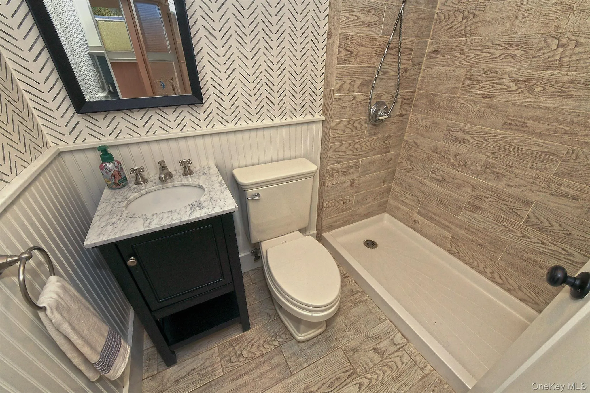 31 Huntington Bay Road, Huntington, NY, 3 Bedrooms Bedrooms, 8 Rooms Rooms,3 BathroomsBathrooms,Residential,For Rent,Huntington Bay,0,1060969 31 Huntington Bay Road, Huntington, NY, 3 Bedrooms Bedrooms, 8 Rooms Rooms,3 BathroomsBathrooms,Residential,For Rent,Huntington Bay,0,1060969