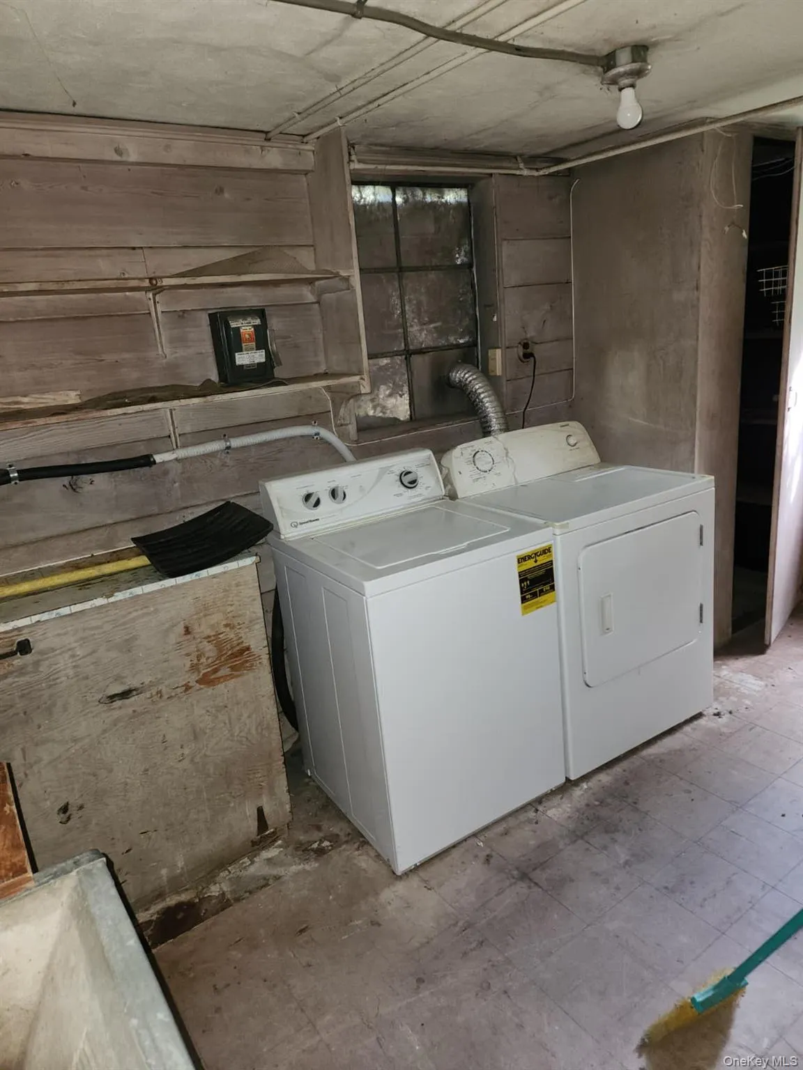 156 Brookside Ave., Hempstead, NY, 4 Bedrooms Bedrooms, 7 Rooms Rooms,2 BathroomsBathrooms,Residential,For Rent,Brookside Ave.,0,1060972 156 Brookside Ave., Hempstead, NY, 4 Bedrooms Bedrooms, 7 Rooms Rooms,2 BathroomsBathrooms,Residential,For Rent,Brookside Ave.,0,1060972