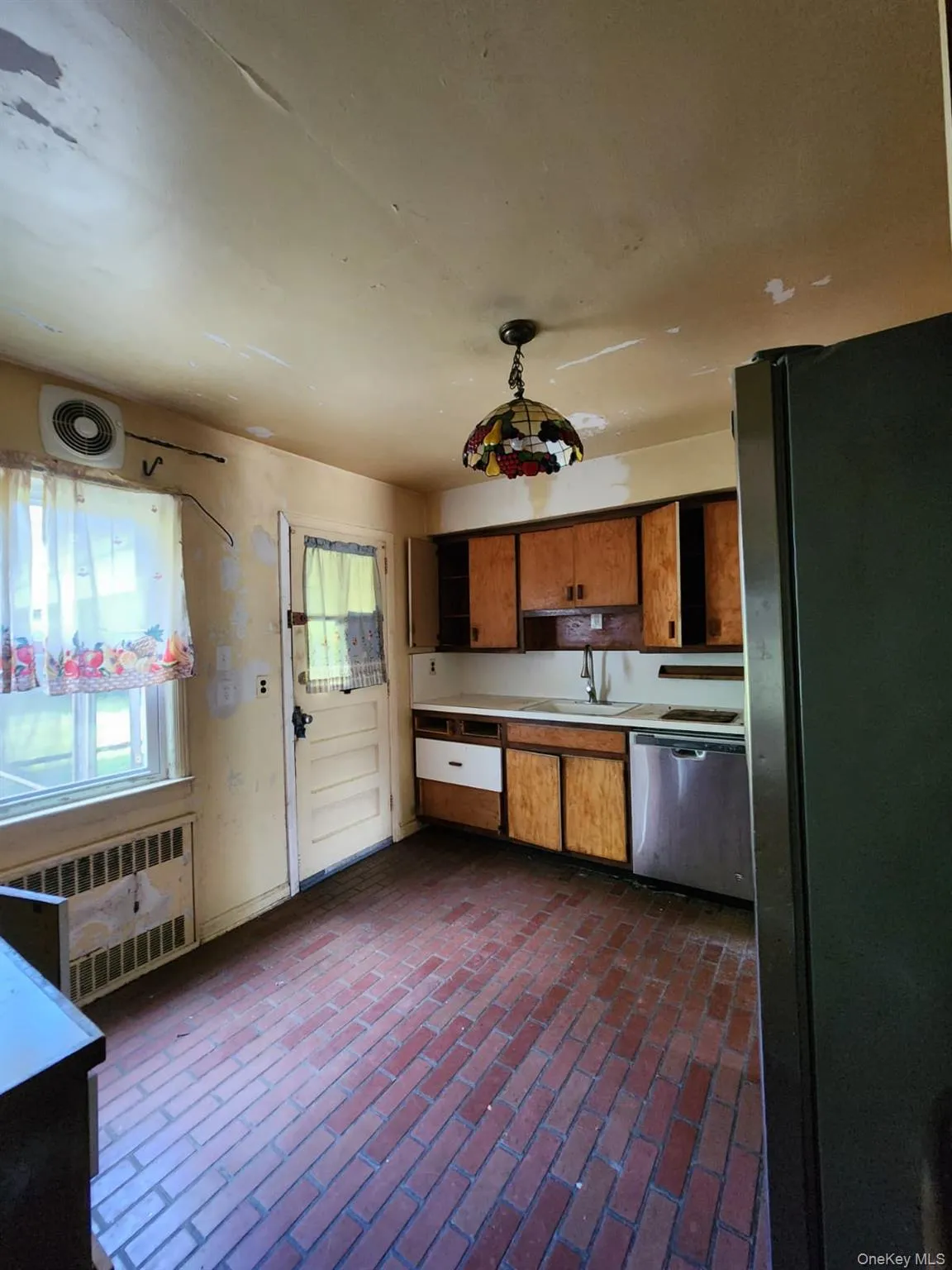 156 Brookside Ave., Hempstead, NY, 4 Bedrooms Bedrooms, 7 Rooms Rooms,2 BathroomsBathrooms,Residential,For Rent,Brookside Ave.,0,1060972 156 Brookside Ave., Hempstead, NY, 4 Bedrooms Bedrooms, 7 Rooms Rooms,2 BathroomsBathrooms,Residential,For Rent,Brookside Ave.,0,1060972