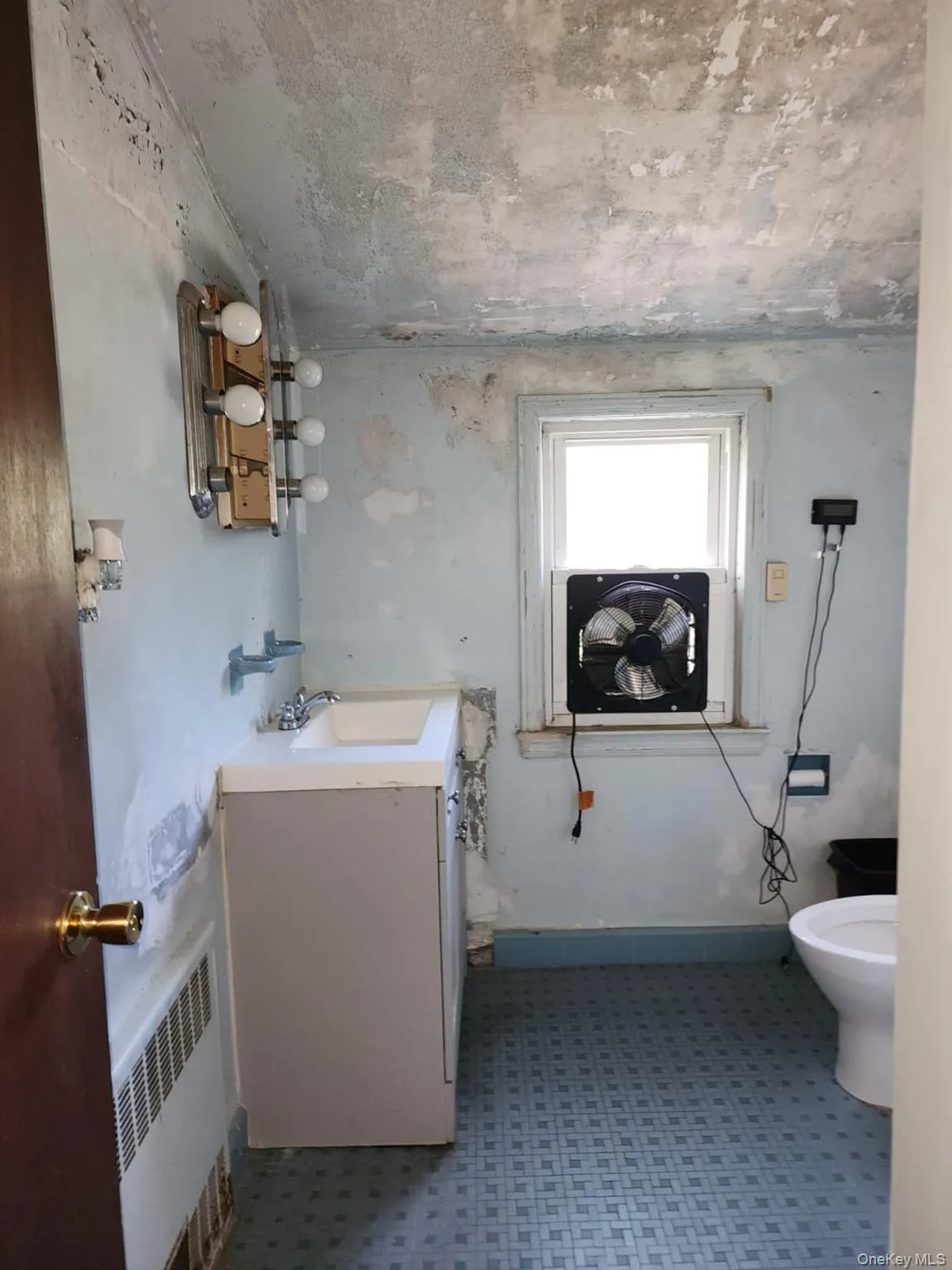 156 Brookside Ave., Hempstead, NY, 4 Bedrooms Bedrooms, 7 Rooms Rooms,2 BathroomsBathrooms,Residential,For Rent,Brookside Ave.,0,1060972 156 Brookside Ave., Hempstead, NY, 4 Bedrooms Bedrooms, 7 Rooms Rooms,2 BathroomsBathrooms,Residential,For Rent,Brookside Ave.,0,1060972