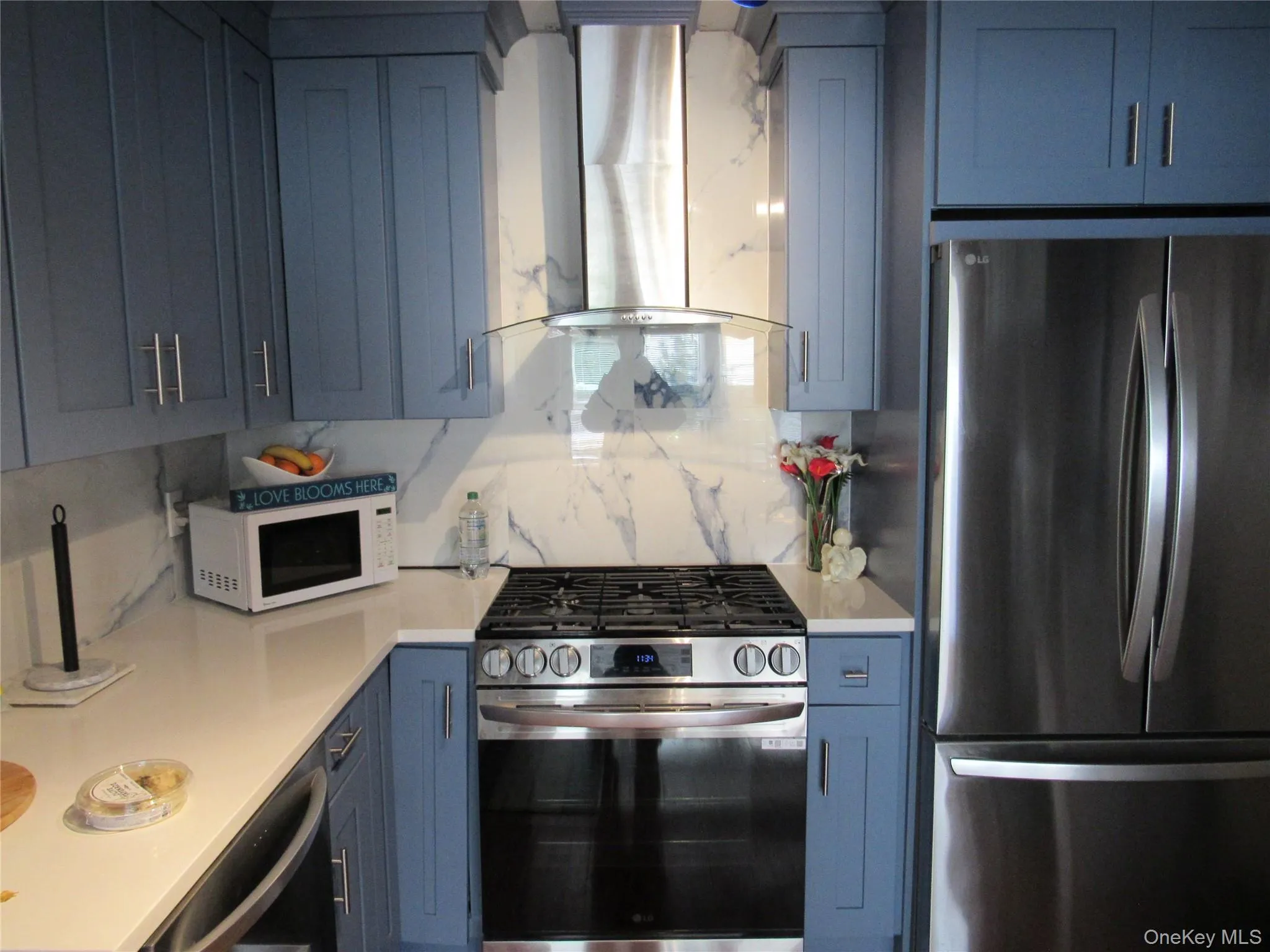 94 Main Street, Southampton, NY, 1 Bedroom Bedrooms, 3 Rooms Rooms,1 BathroomBathrooms,Residential Lease,For Rent,Main,0,1060975 94 Main Street, Southampton, NY, 1 Bedroom Bedrooms, 3 Rooms Rooms,1 BathroomBathrooms,Residential Lease,For Rent,Main,0,1060975
