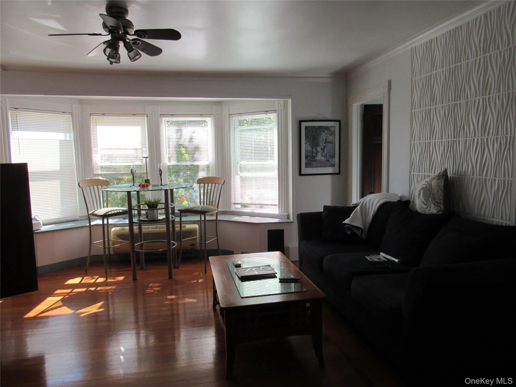94 Main Street, Southampton, NY, 1 Bedroom Bedrooms, 3 Rooms Rooms,1 BathroomBathrooms,Residential Lease,For Rent,Main,0,1060975 94 Main Street, Southampton, NY, 1 Bedroom Bedrooms, 3 Rooms Rooms,1 BathroomBathrooms,Residential Lease,For Rent,Main,0,1060975
