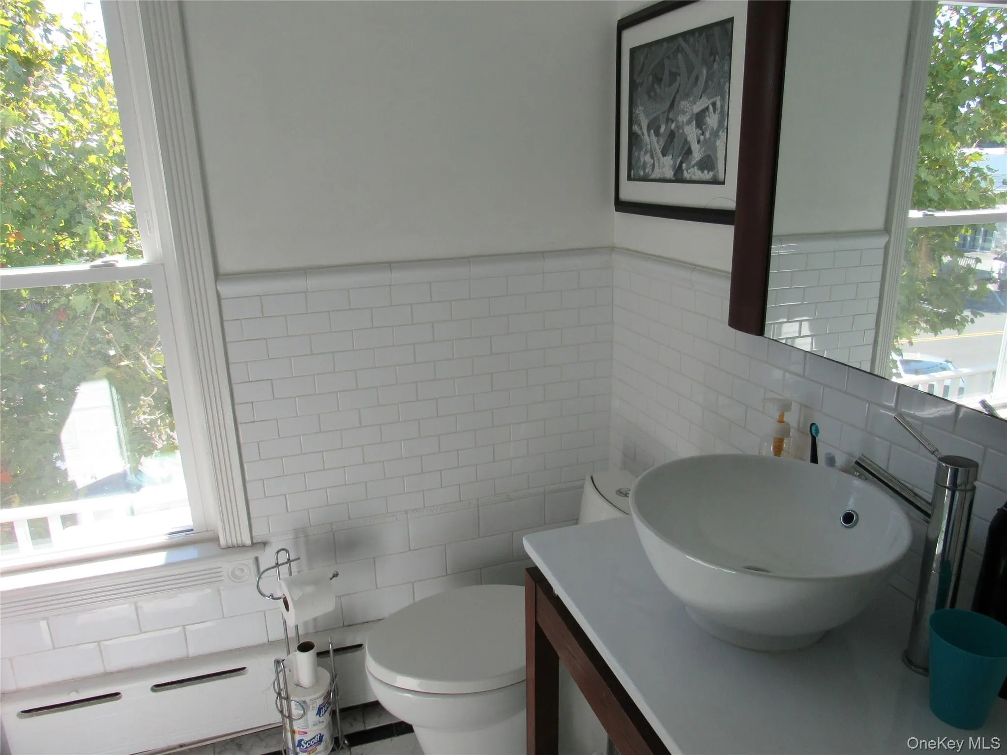 94 Main Street, Southampton, NY, 1 Bedroom Bedrooms, 3 Rooms Rooms,1 BathroomBathrooms,Residential Lease,For Rent,Main,0,1060975 94 Main Street, Southampton, NY, 1 Bedroom Bedrooms, 3 Rooms Rooms,1 BathroomBathrooms,Residential Lease,For Rent,Main,0,1060975
