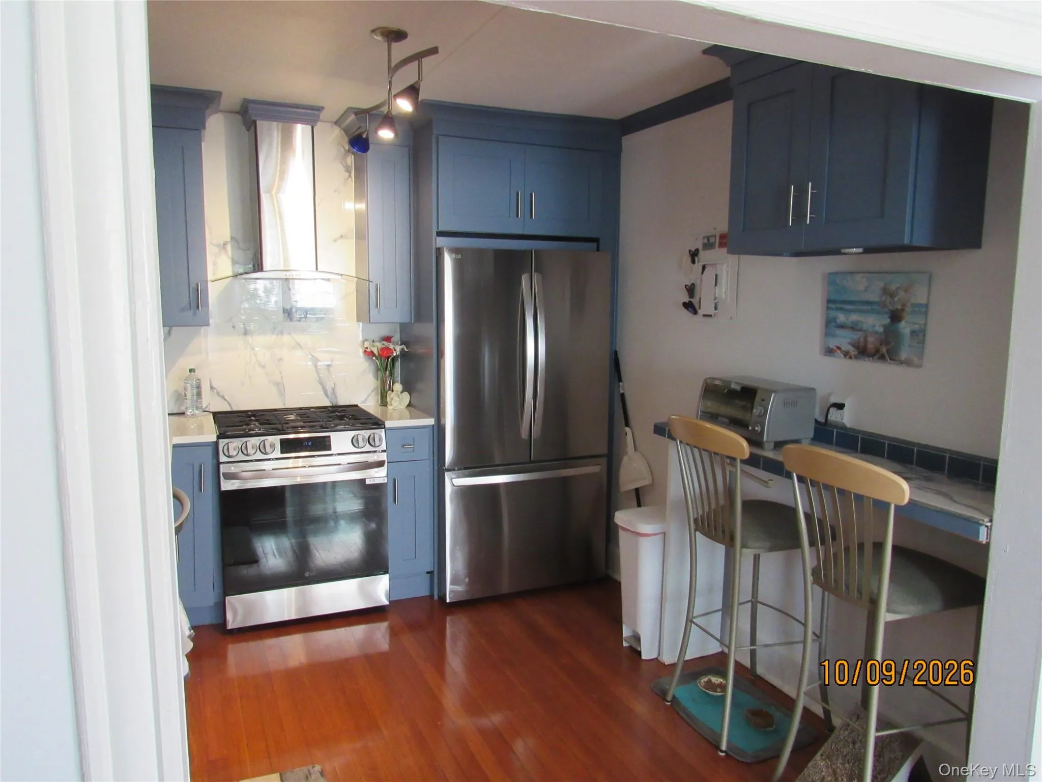94 Main Street, Southampton, NY, 1 Bedroom Bedrooms, 3 Room Rooms,1 BathroomBathrooms,Residential Lease,For Rent,Main,0,1060975 94 Main Street, Southampton, NY, 1 Bedroom Bedrooms, 3 Room Rooms,1 BathroomBathrooms,Residential Lease,For Rent,Main,0,1060975