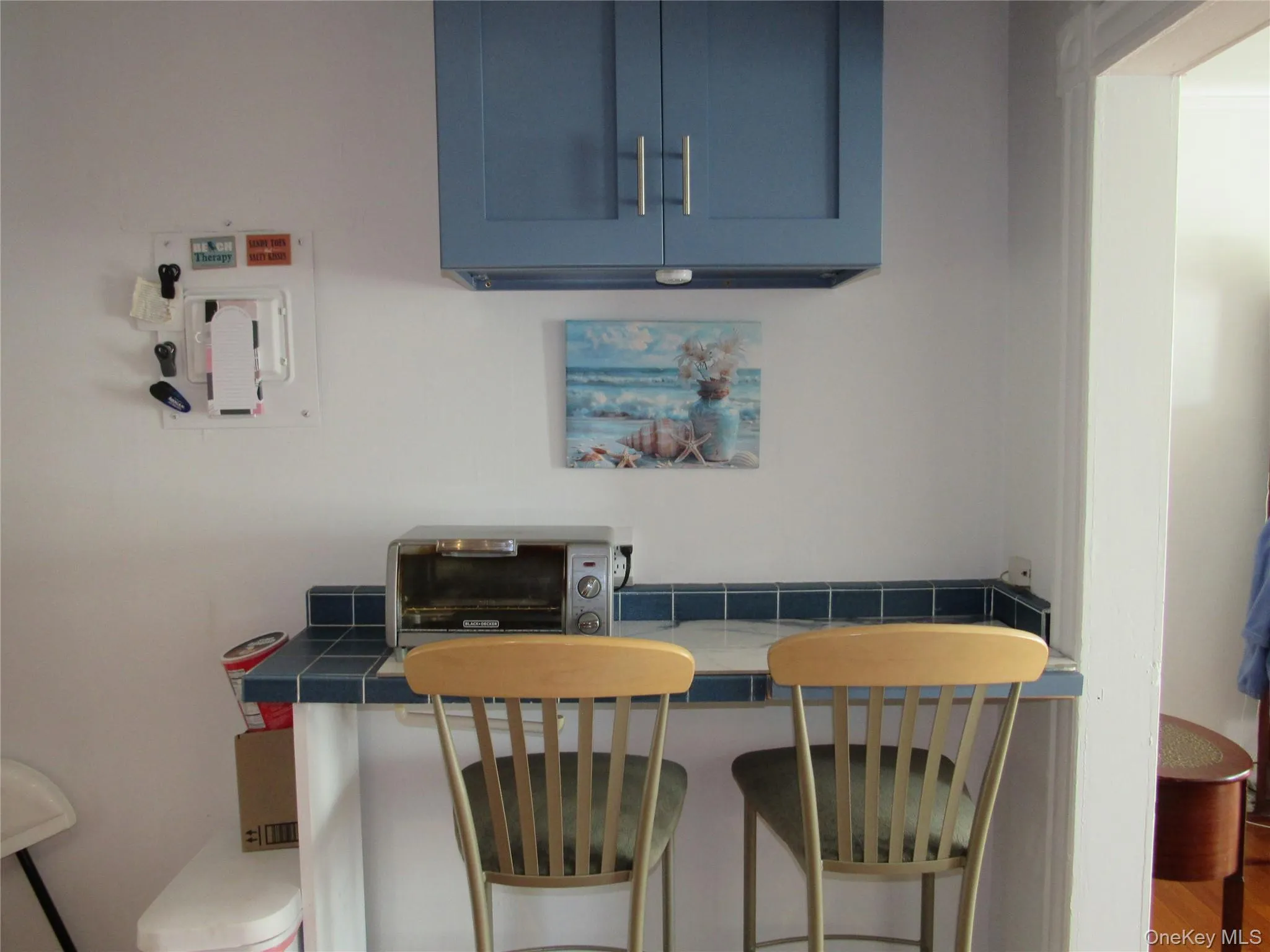 94 Main Street, Southampton, NY, 1 Bedroom Bedrooms, 3 Room Rooms,1 BathroomBathrooms,Residential Lease,For Rent,Main,0,1060975 94 Main Street, Southampton, NY, 1 Bedroom Bedrooms, 3 Room Rooms,1 BathroomBathrooms,Residential Lease,For Rent,Main,0,1060975