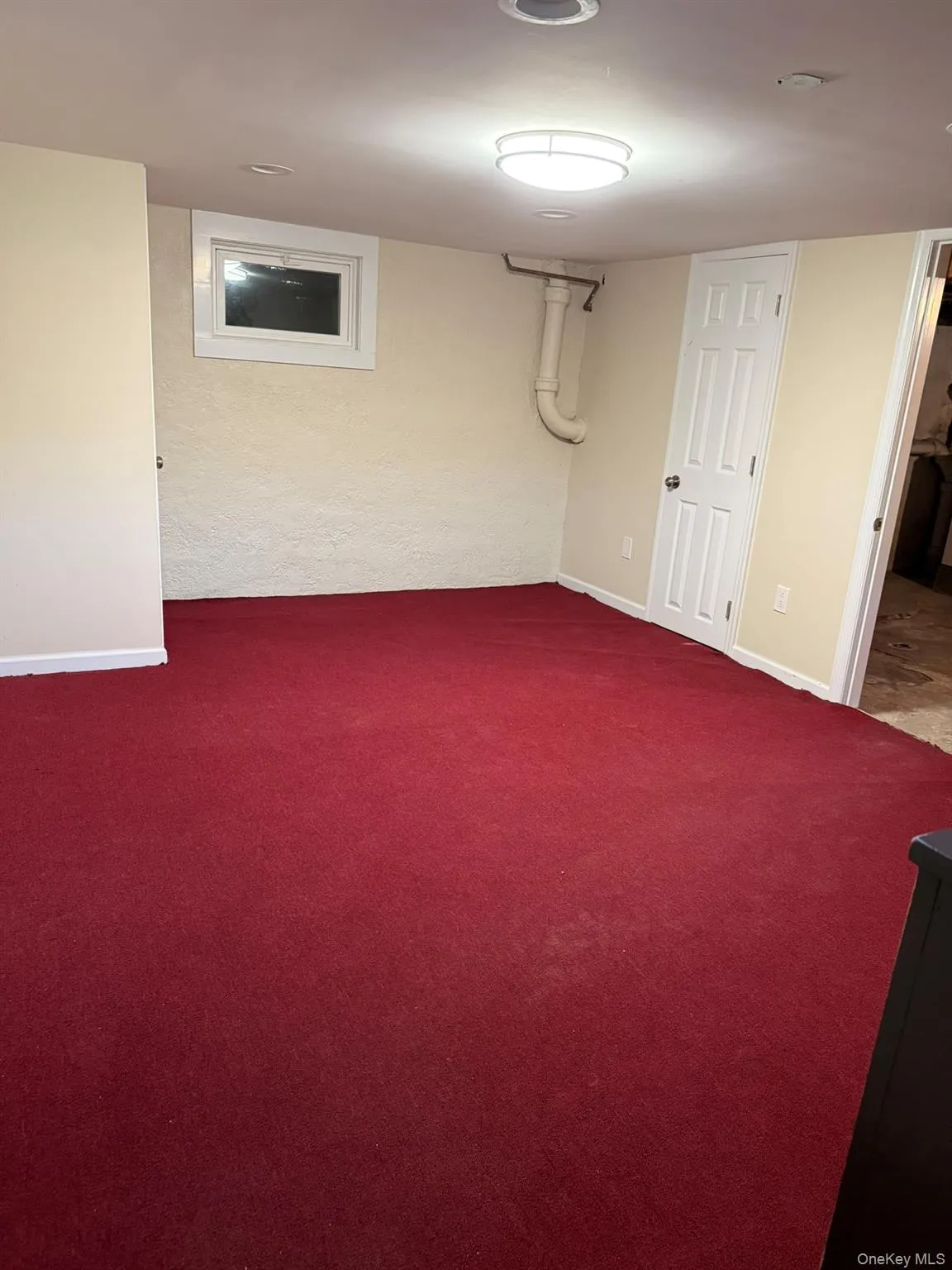 6 Red Brook Terrace, North Hempstead, NY, 3 Bedroom Bedrooms, 7 Room Rooms,1 BathroomBathrooms,Residential Lease,For Rent,Red Brook,0,1060980 6 Red Brook Terrace, North Hempstead, NY, 3 Bedroom Bedrooms, 7 Room Rooms,1 BathroomBathrooms,Residential Lease,For Rent,Red Brook,0,1060980