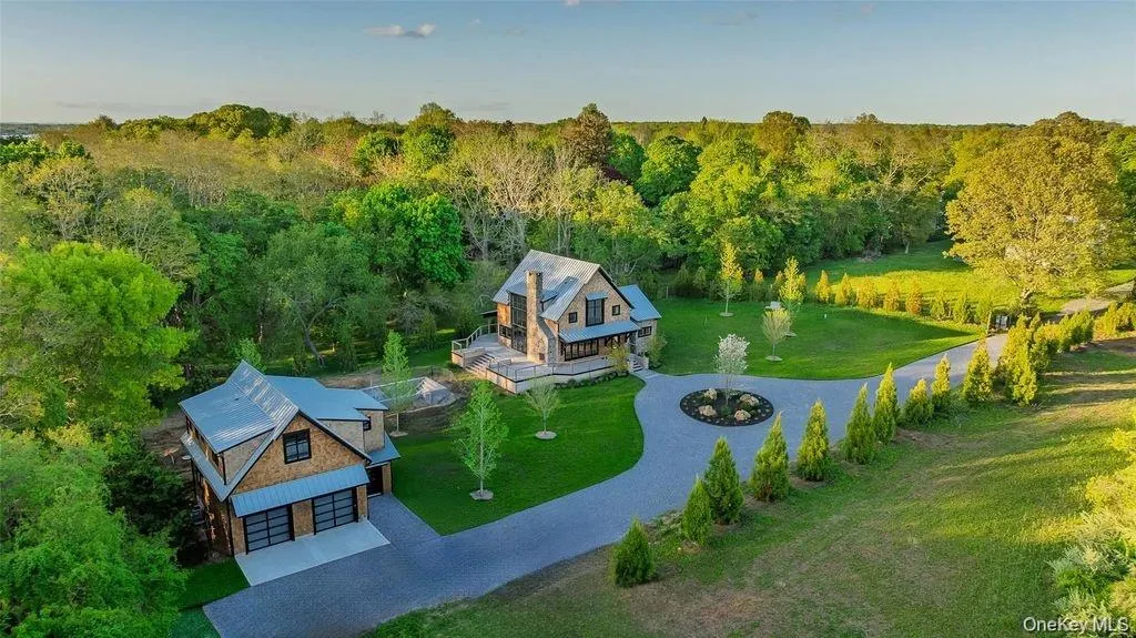 141A North Ferry Road, Shelter Island, NY , With , 3 Bedroom , and , 9 Room , 3 Bathroom , For , Residential Lease , For Rent , 1060991 , MLSID,1060991 141A North Ferry Road, Shelter Island, NY , With , 3 Bedroom , and , 9 Room , 3 Bathroom , For , Residential Lease , For Rent , 1060991 , MLSID,1060991