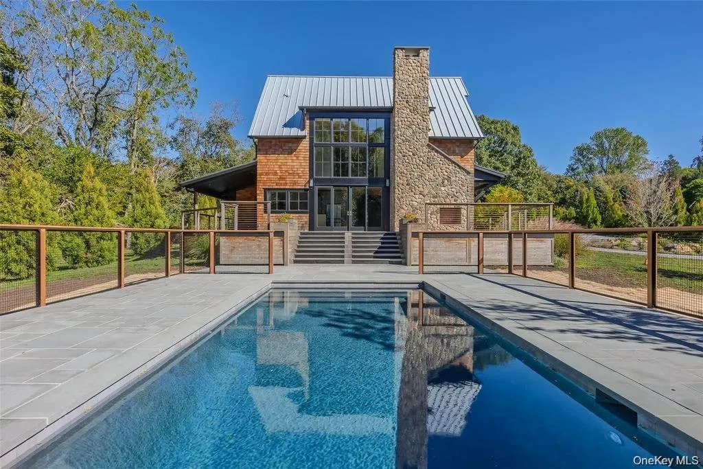 141A North Ferry Road, Shelter Island, NY , With , 3 Bedroom , and , 9 Room , 3 Bathroom , For , Residential Lease , For Rent , 1060991 , MLSID,1060991 141A North Ferry Road, Shelter Island, NY , With , 3 Bedroom , and , 9 Room , 3 Bathroom , For , Residential Lease , For Rent , 1060991 , MLSID,1060991