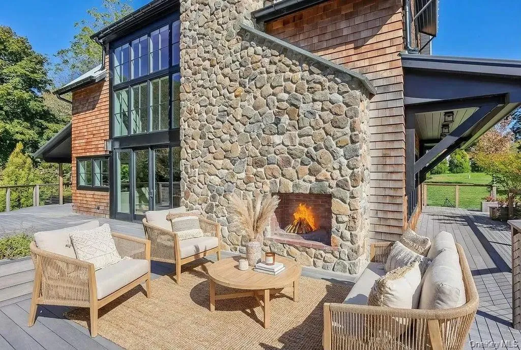 141A North Ferry Road, Shelter Island, NY , With , 3 Bedroom , and , 9 Room , 3 Bathroom , For , Residential Lease , For Rent , 1060991 , MLSID,1060991 141A North Ferry Road, Shelter Island, NY , With , 3 Bedroom , and , 9 Room , 3 Bathroom , For , Residential Lease , For Rent , 1060991 , MLSID,1060991