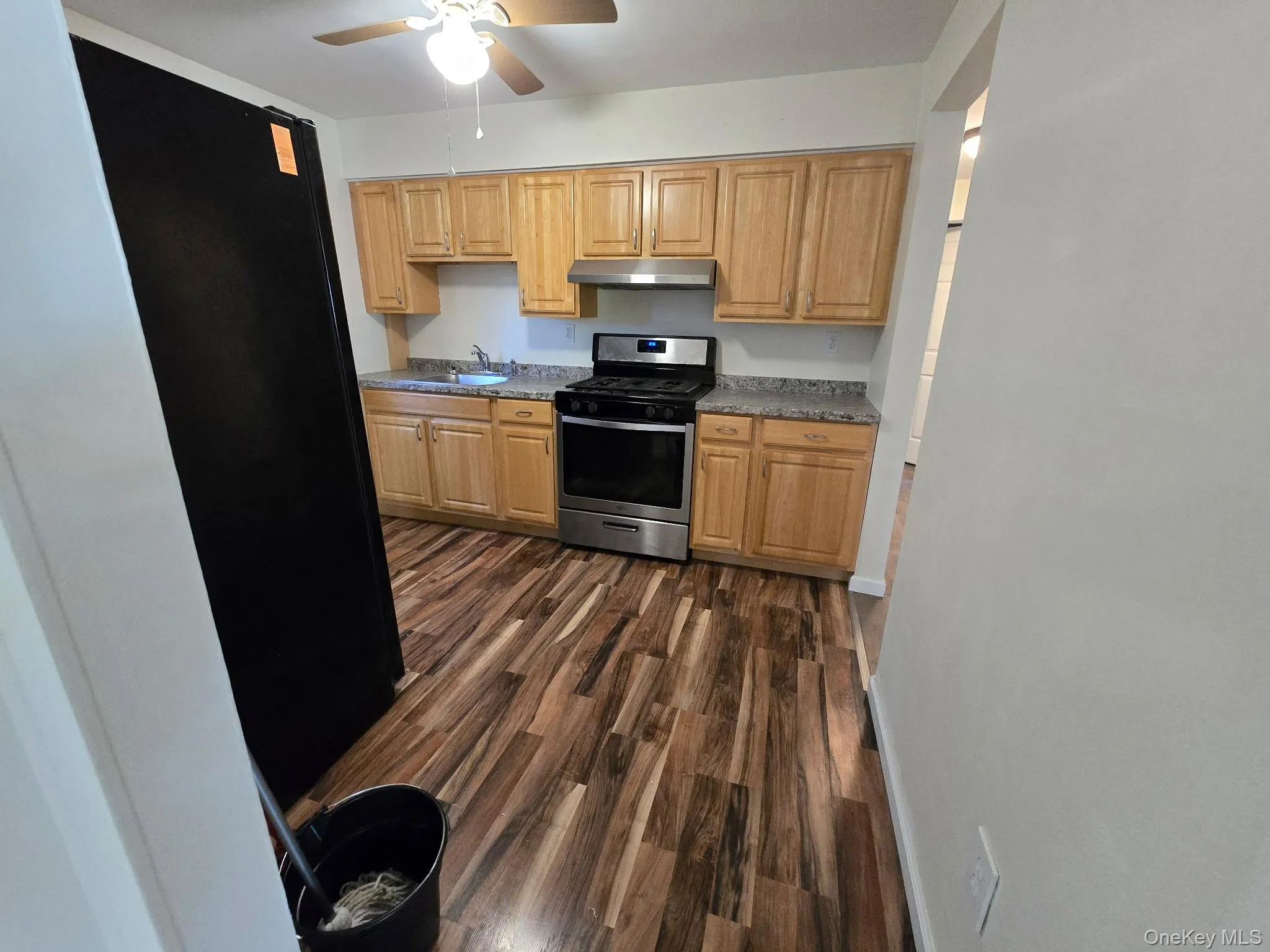 2 Mountain Ave, Middletown, NY, 2 Bedrooms Bedrooms, 5 Rooms Rooms,1 BathroomBathrooms,Residential Lease,For Rent,Mountain Ave,0,1060994 2 Mountain Ave, Middletown, NY, 2 Bedrooms Bedrooms, 5 Rooms Rooms,1 BathroomBathrooms,Residential Lease,For Rent,Mountain Ave,0,1060994