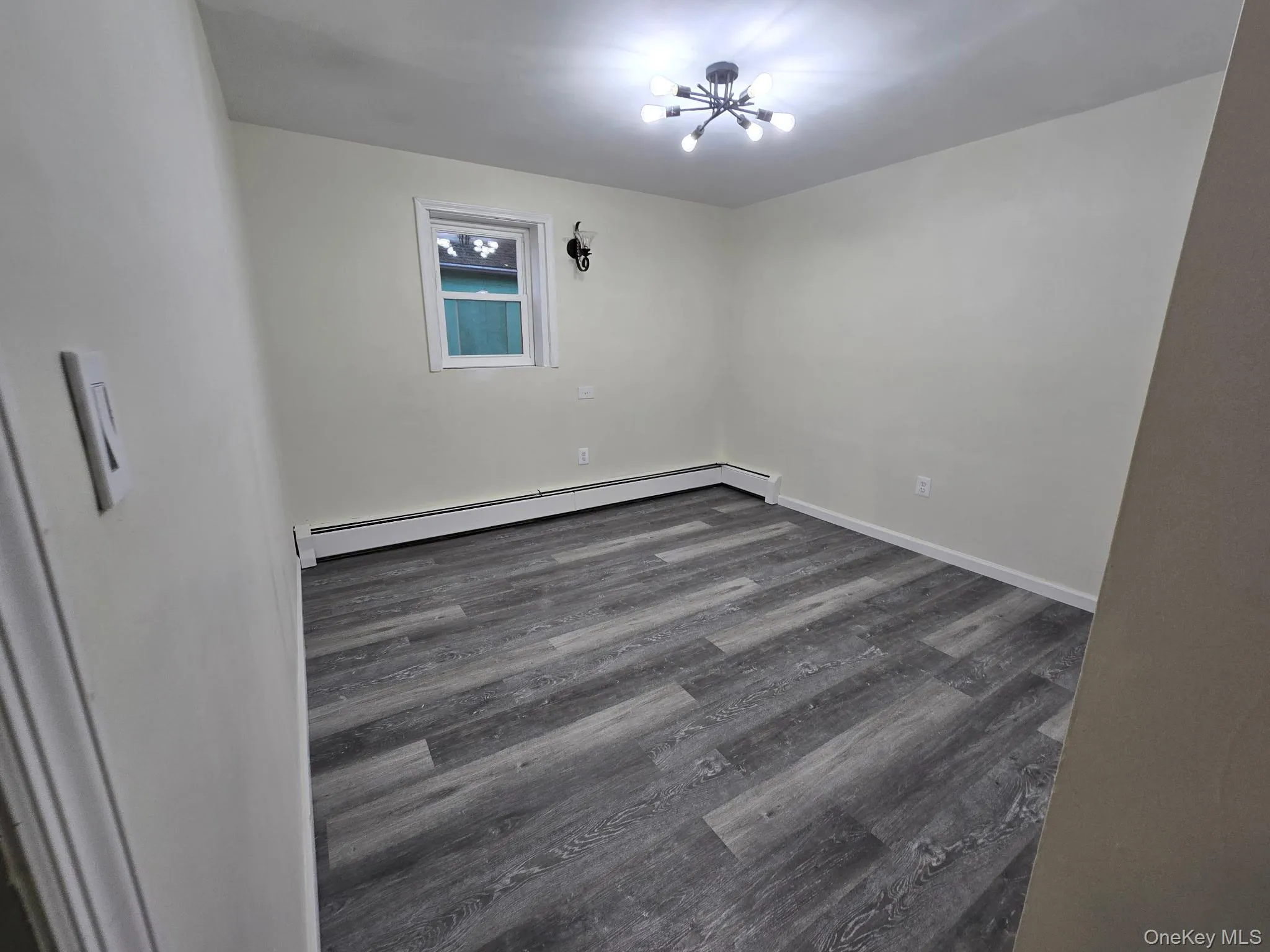 2 Mountain Ave, Middletown, NY, 2 Bedrooms Bedrooms, 5 Rooms Rooms,1 BathroomBathrooms,Residential Lease,For Rent,Mountain Ave,0,1060994 2 Mountain Ave, Middletown, NY, 2 Bedrooms Bedrooms, 5 Rooms Rooms,1 BathroomBathrooms,Residential Lease,For Rent,Mountain Ave,0,1060994
