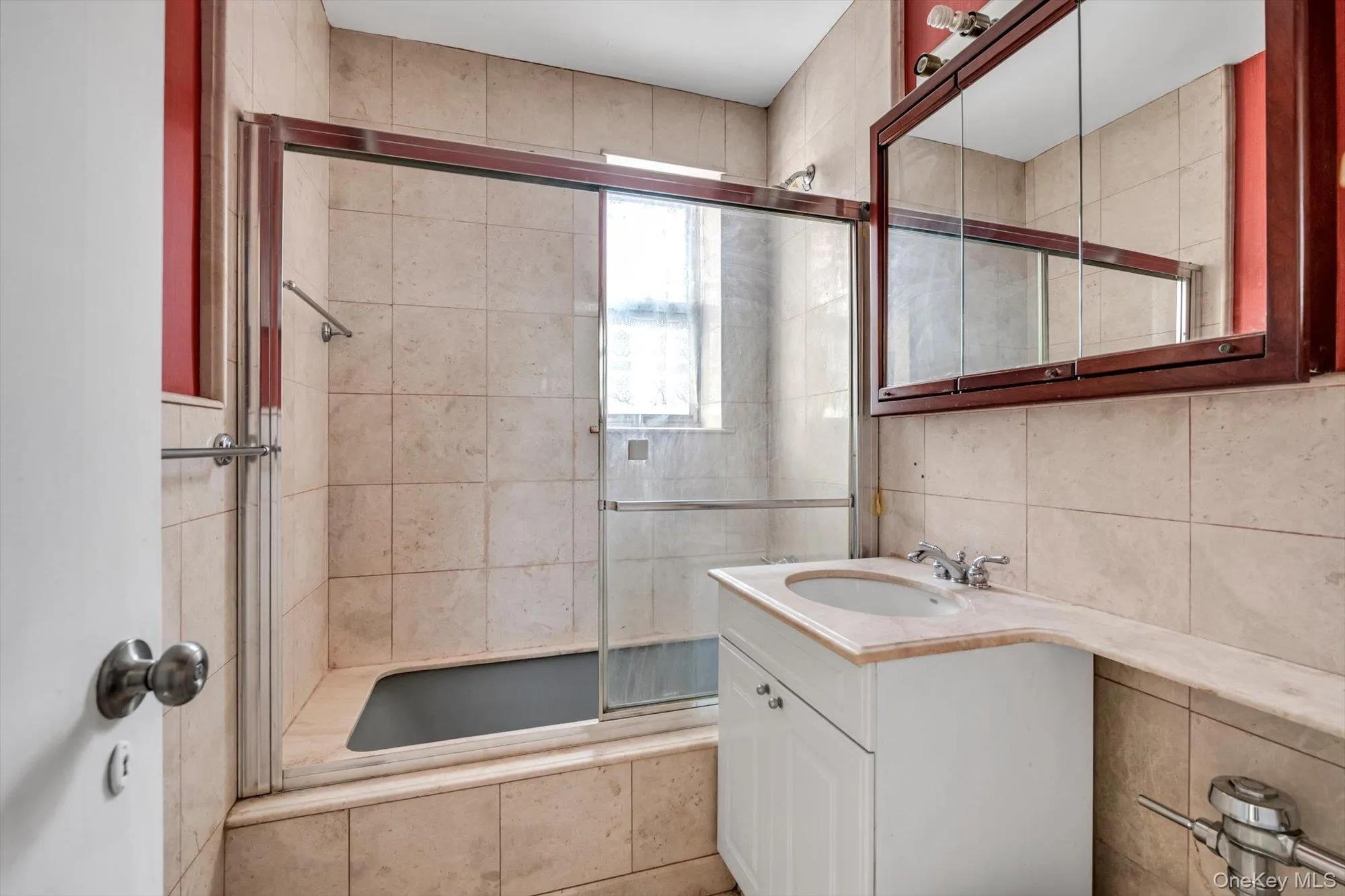 79-10 34th Avenue, New York, NY, 2 Bedrooms Bedrooms, 5 Rooms Rooms,1 BathroomBathrooms,Residential,For Rent,34th,0,1060995 79-10 34th Avenue, New York, NY, 2 Bedrooms Bedrooms, 5 Rooms Rooms,1 BathroomBathrooms,Residential,For Rent,34th,0,1060995