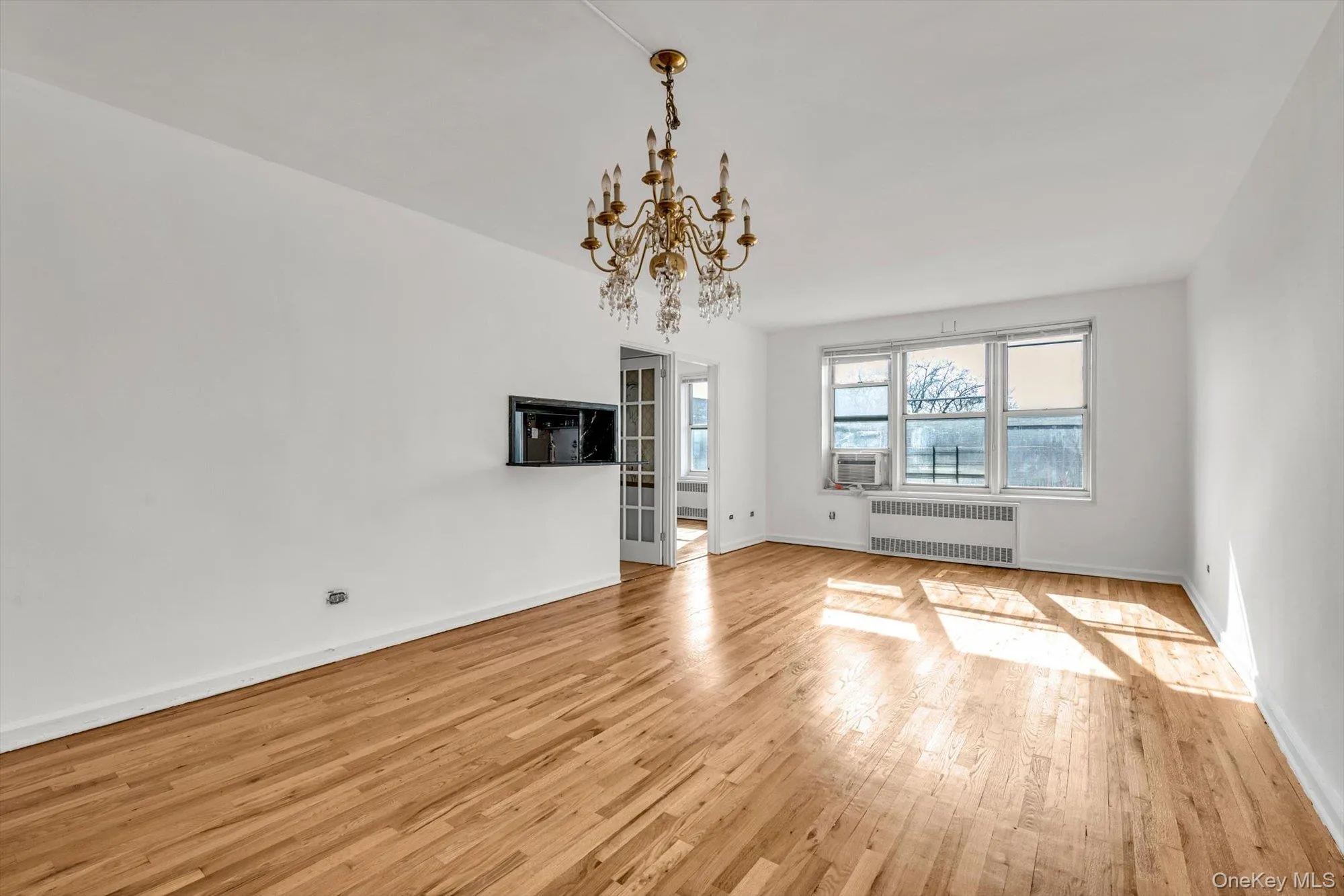 79-10 34th Avenue, New York, NY, 2 Bedrooms Bedrooms, 5 Rooms Rooms,1 BathroomBathrooms,Residential,For Rent,34th,0,1060995 79-10 34th Avenue, New York, NY, 2 Bedrooms Bedrooms, 5 Rooms Rooms,1 BathroomBathrooms,Residential,For Rent,34th,0,1060995