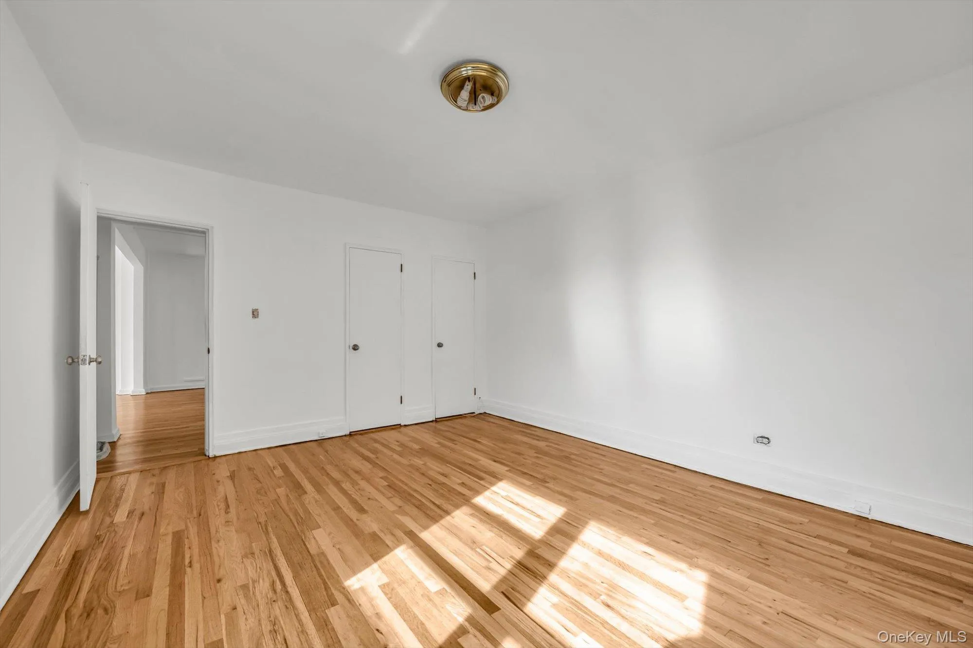 79-10 34th Avenue, New York, NY, 2 Bedrooms Bedrooms, 5 Rooms Rooms,1 BathroomBathrooms,Residential,For Rent,34th,0,1060995 79-10 34th Avenue, New York, NY, 2 Bedrooms Bedrooms, 5 Rooms Rooms,1 BathroomBathrooms,Residential,For Rent,34th,0,1060995