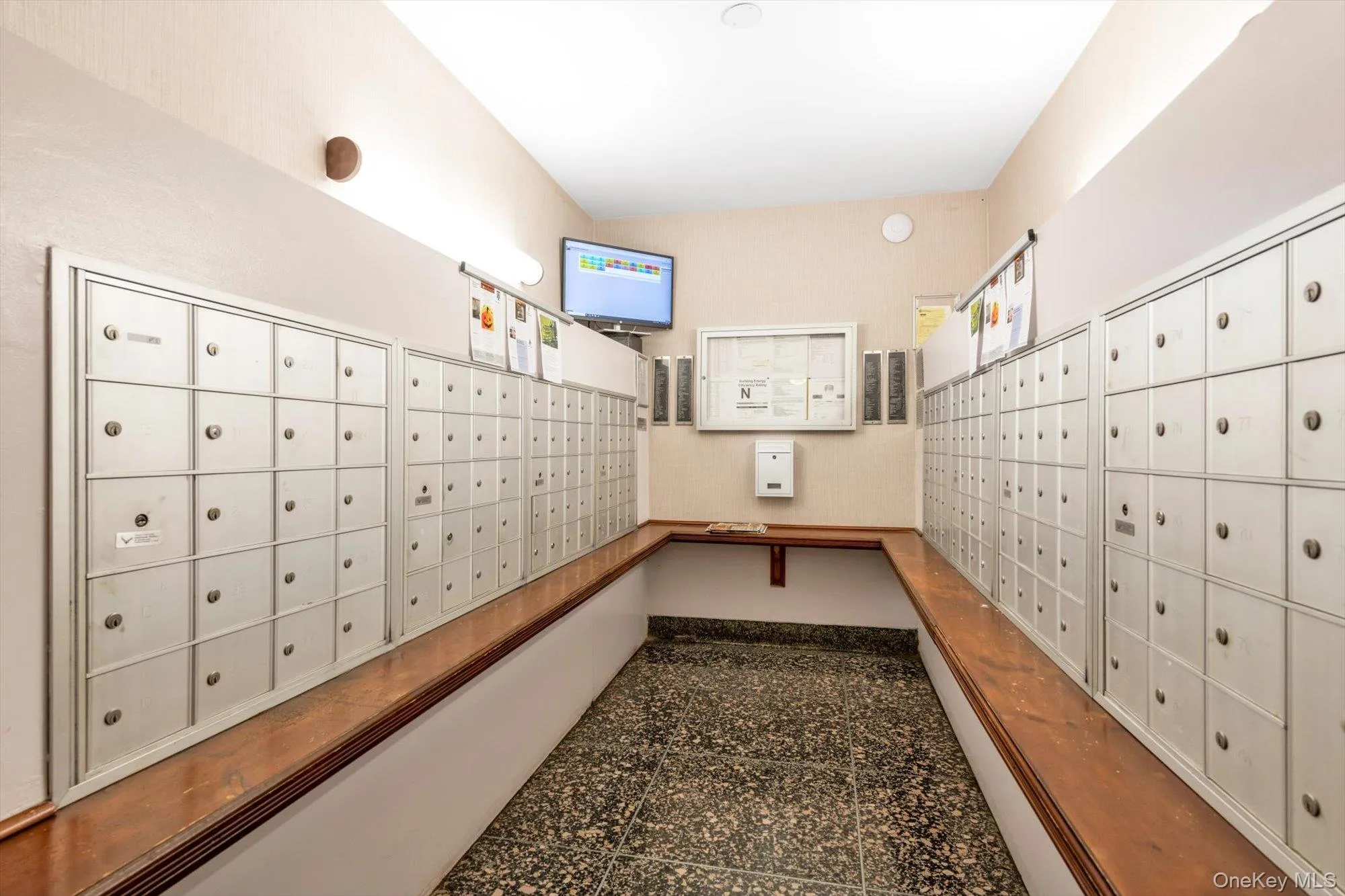 79-10 34th Avenue, New York, NY, 2 Bedrooms Bedrooms, 5 Rooms Rooms,1 BathroomBathrooms,Residential,For Rent,34th,0,1060995 79-10 34th Avenue, New York, NY, 2 Bedrooms Bedrooms, 5 Rooms Rooms,1 BathroomBathrooms,Residential,For Rent,34th,0,1060995