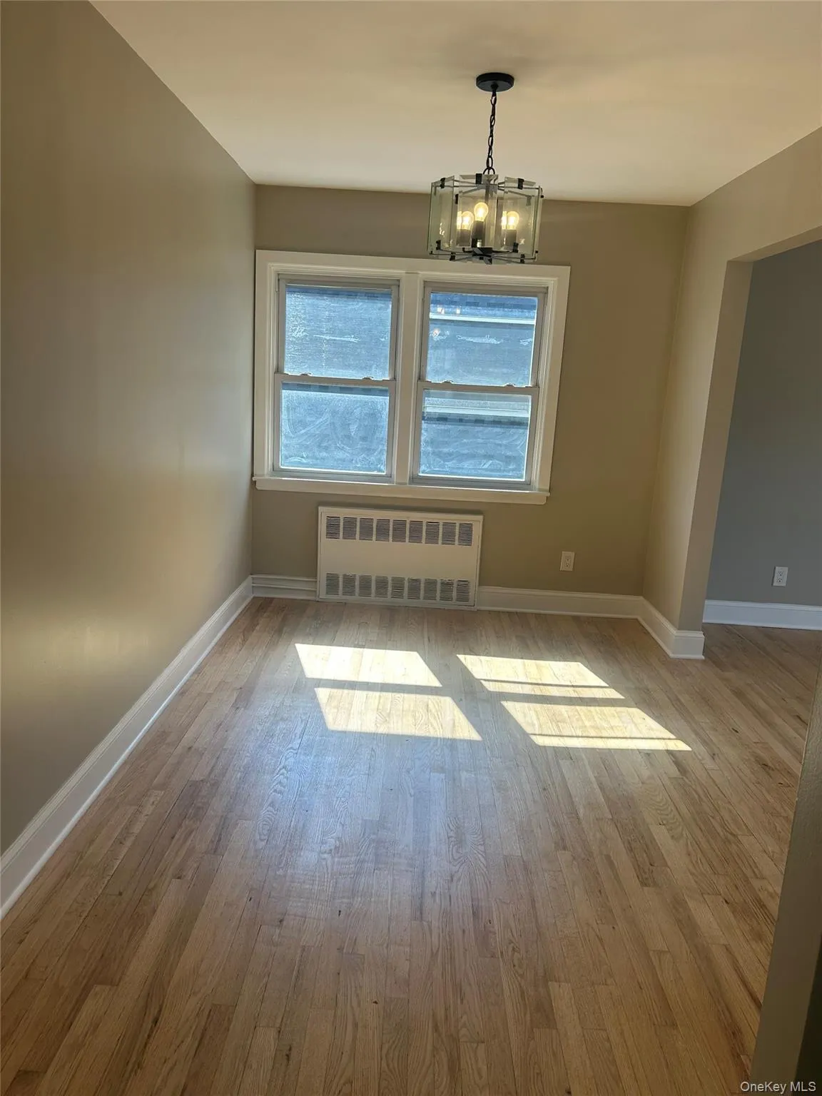 14001 243rd Street, New York, NY, 3 Bedrooms Bedrooms, 7 Rooms Rooms,1 BathroomBathrooms,Residential Lease,For Rent,243rd,0,1061000 14001 243rd Street, New York, NY, 3 Bedrooms Bedrooms, 7 Rooms Rooms,1 BathroomBathrooms,Residential Lease,For Rent,243rd,0,1061000