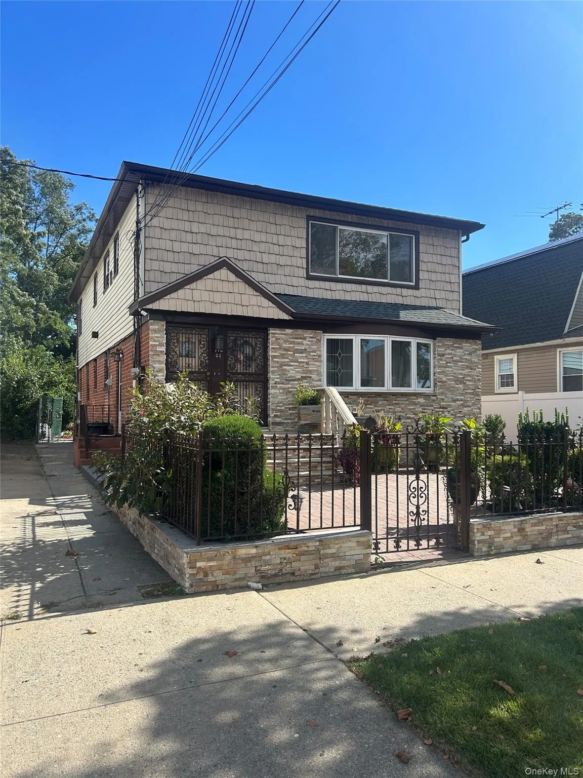 14001 243rd Street, New York, NY, 3 Bedrooms Bedrooms, 7 Rooms Rooms,1 BathroomBathrooms,Residential Lease,For Rent,243rd,0,1061000 14001 243rd Street, New York, NY, 3 Bedrooms Bedrooms, 7 Rooms Rooms,1 BathroomBathrooms,Residential Lease,For Rent,243rd,0,1061000