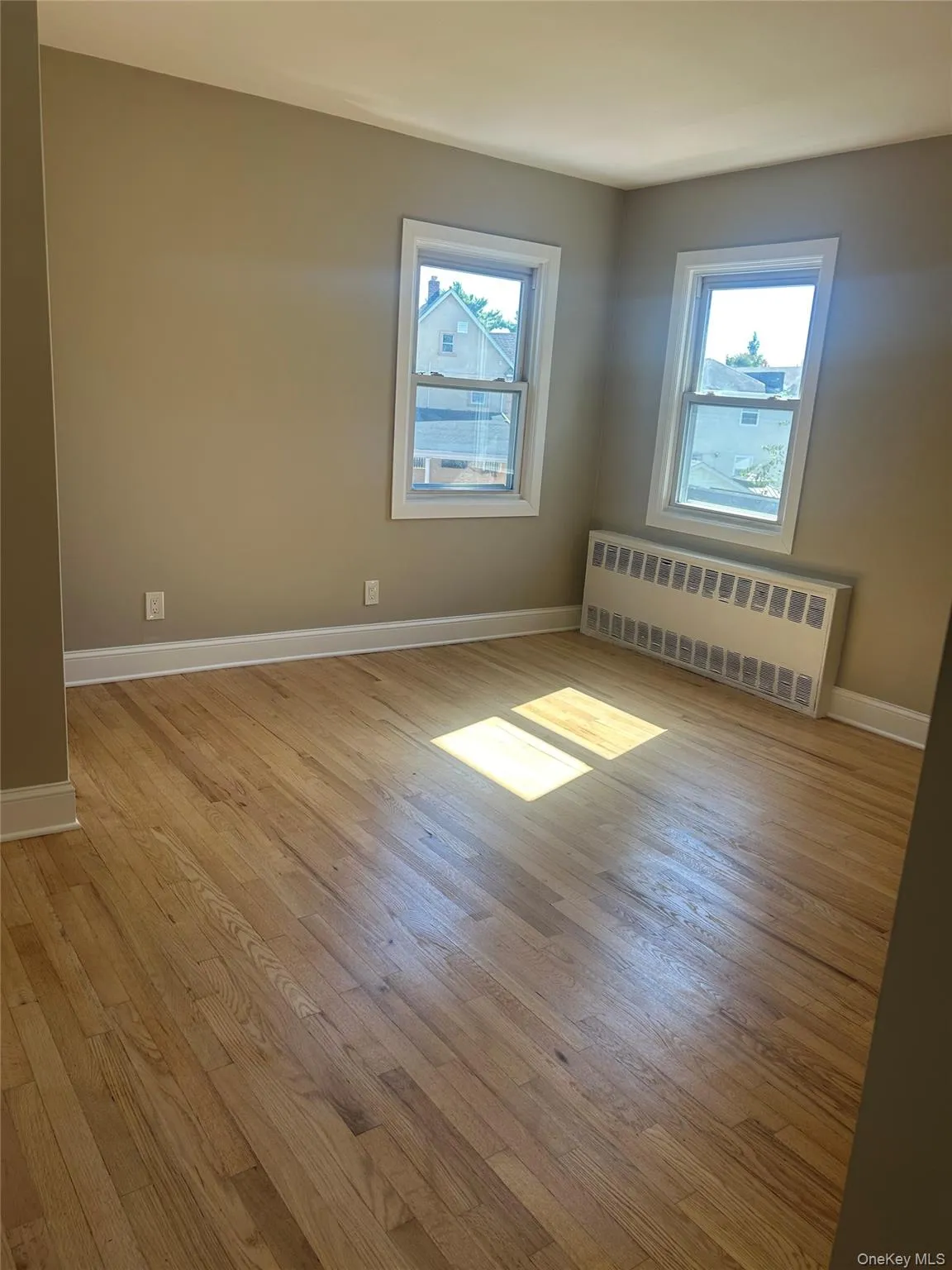 14001 243rd Street, New York, NY, 3 Bedrooms Bedrooms, 7 Rooms Rooms,1 BathroomBathrooms,Residential Lease,For Rent,243rd,0,1061000 14001 243rd Street, New York, NY, 3 Bedrooms Bedrooms, 7 Rooms Rooms,1 BathroomBathrooms,Residential Lease,For Rent,243rd,0,1061000
