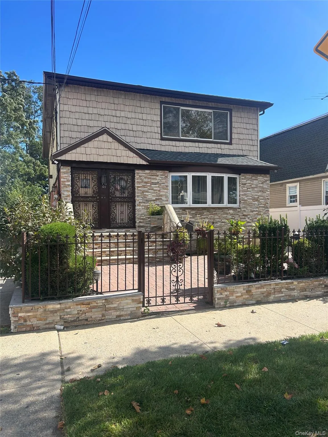 14001 243rd Street, New York, NY, 3 Bedrooms Bedrooms, 7 Rooms Rooms,1 BathroomBathrooms,Residential Lease,For Rent,243rd,0,1061000 14001 243rd Street, New York, NY, 3 Bedrooms Bedrooms, 7 Rooms Rooms,1 BathroomBathrooms,Residential Lease,For Rent,243rd,0,1061000