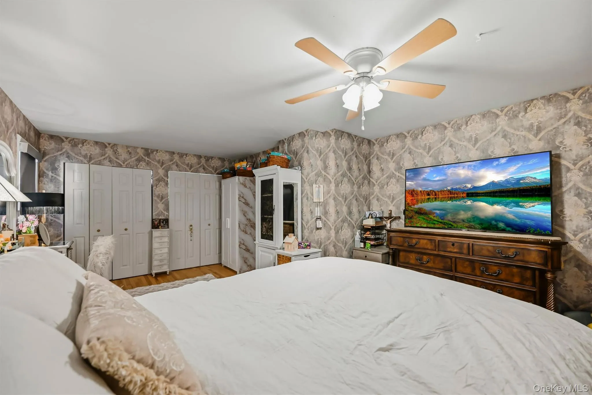 4 Francis Drive, Middletown, NY, 4 Bedrooms Bedrooms, 7 Rooms Rooms,2 BathroomsBathrooms,Residential,For Rent,Francis,0,1061004 4 Francis Drive, Middletown, NY, 4 Bedrooms Bedrooms, 7 Rooms Rooms,2 BathroomsBathrooms,Residential,For Rent,Francis,0,1061004