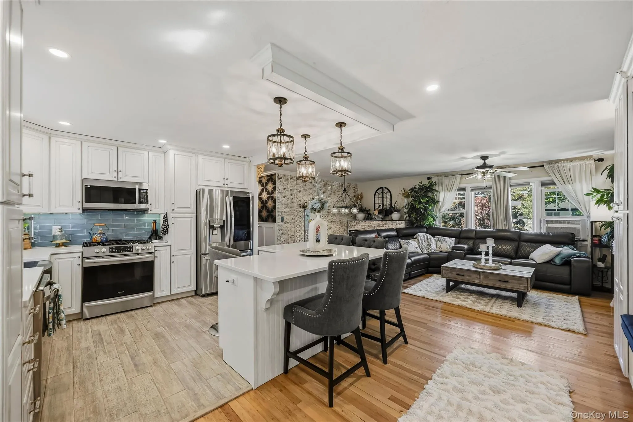 4 Francis Drive, Middletown, NY, 4 Bedrooms Bedrooms, 7 Rooms Rooms,2 BathroomsBathrooms,Residential,For Rent,Francis,0,1061004 4 Francis Drive, Middletown, NY, 4 Bedrooms Bedrooms, 7 Rooms Rooms,2 BathroomsBathrooms,Residential,For Rent,Francis,0,1061004
