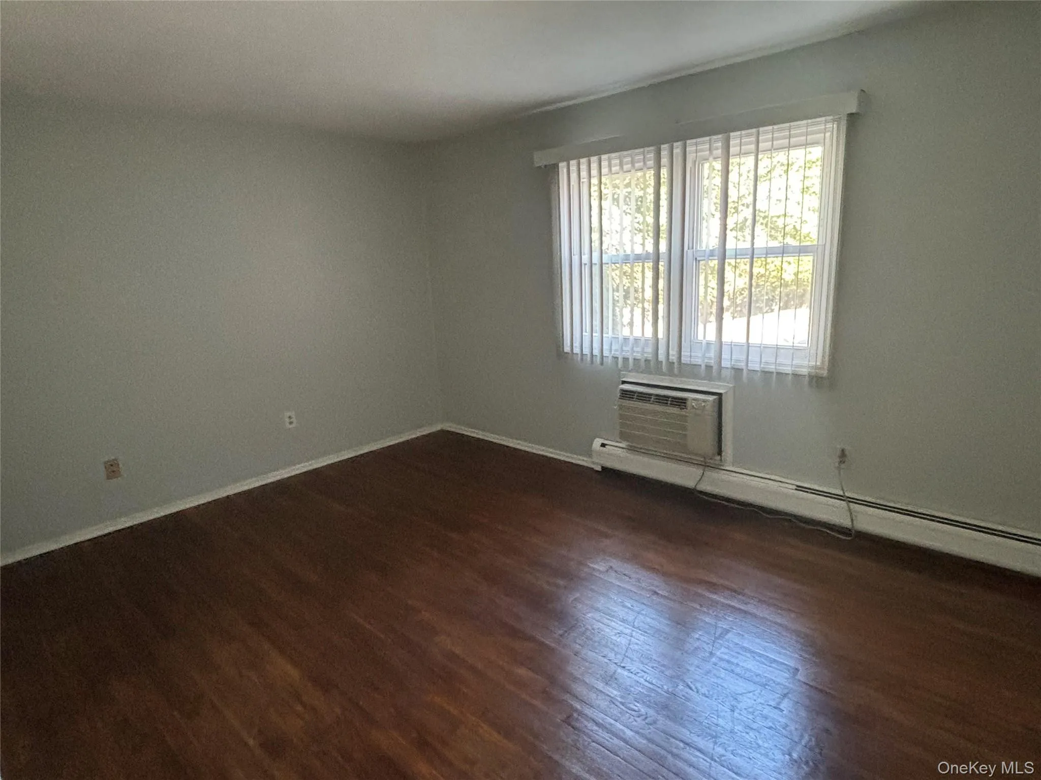 86 Demarest Avenue, Clarkstown, NY, 1 Bedroom Bedrooms, 3 Room Rooms,1 BathroomBathrooms,Residential Lease,For Rent,Demarest,0,1061012 86 Demarest Avenue, Clarkstown, NY, 1 Bedroom Bedrooms, 3 Room Rooms,1 BathroomBathrooms,Residential Lease,For Rent,Demarest,0,1061012