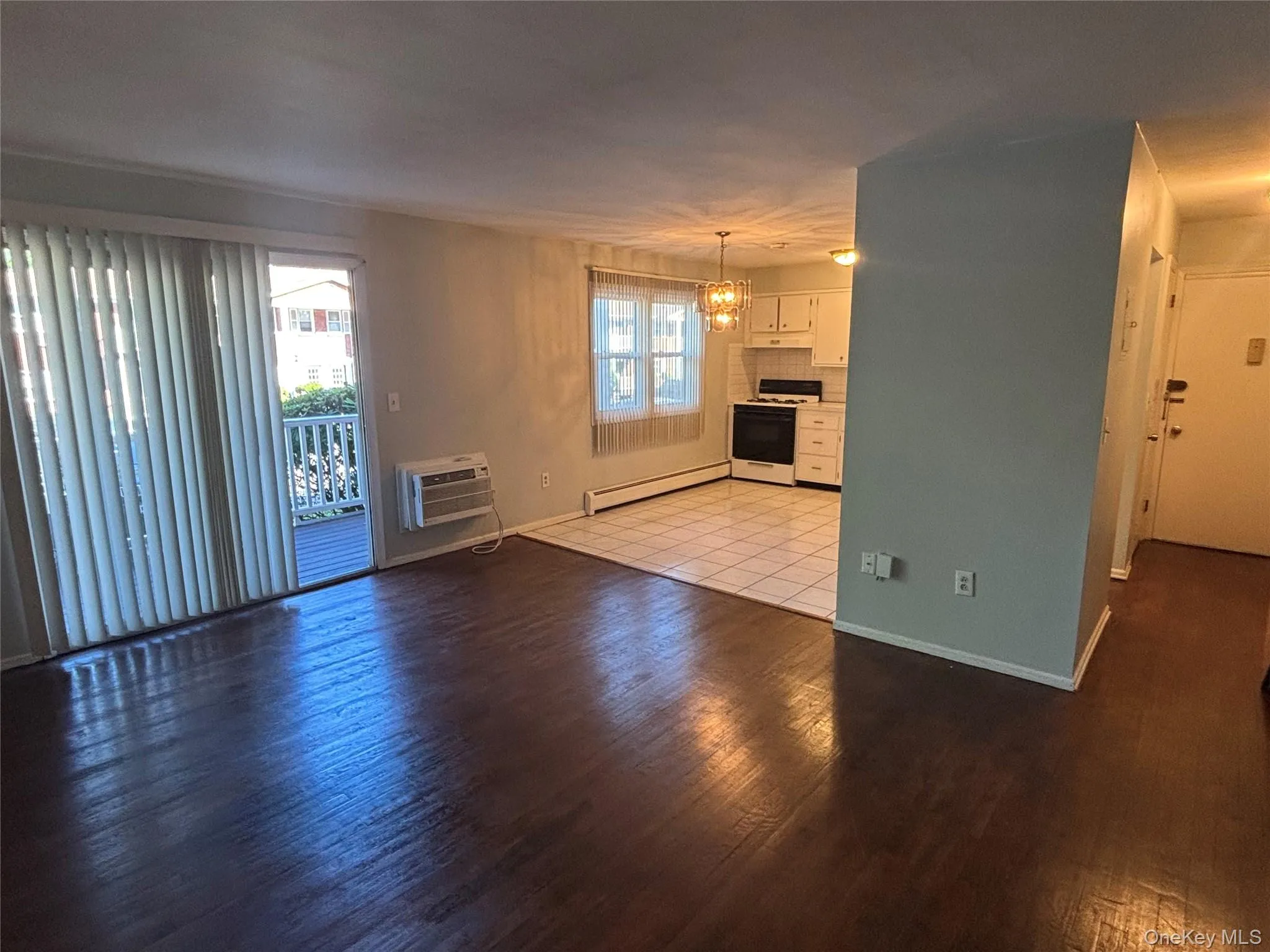 86 Demarest Avenue, Clarkstown, NY, 1 Bedroom Bedrooms, 3 Room Rooms,1 BathroomBathrooms,Residential Lease,For Rent,Demarest,0,1061012 86 Demarest Avenue, Clarkstown, NY, 1 Bedroom Bedrooms, 3 Room Rooms,1 BathroomBathrooms,Residential Lease,For Rent,Demarest,0,1061012