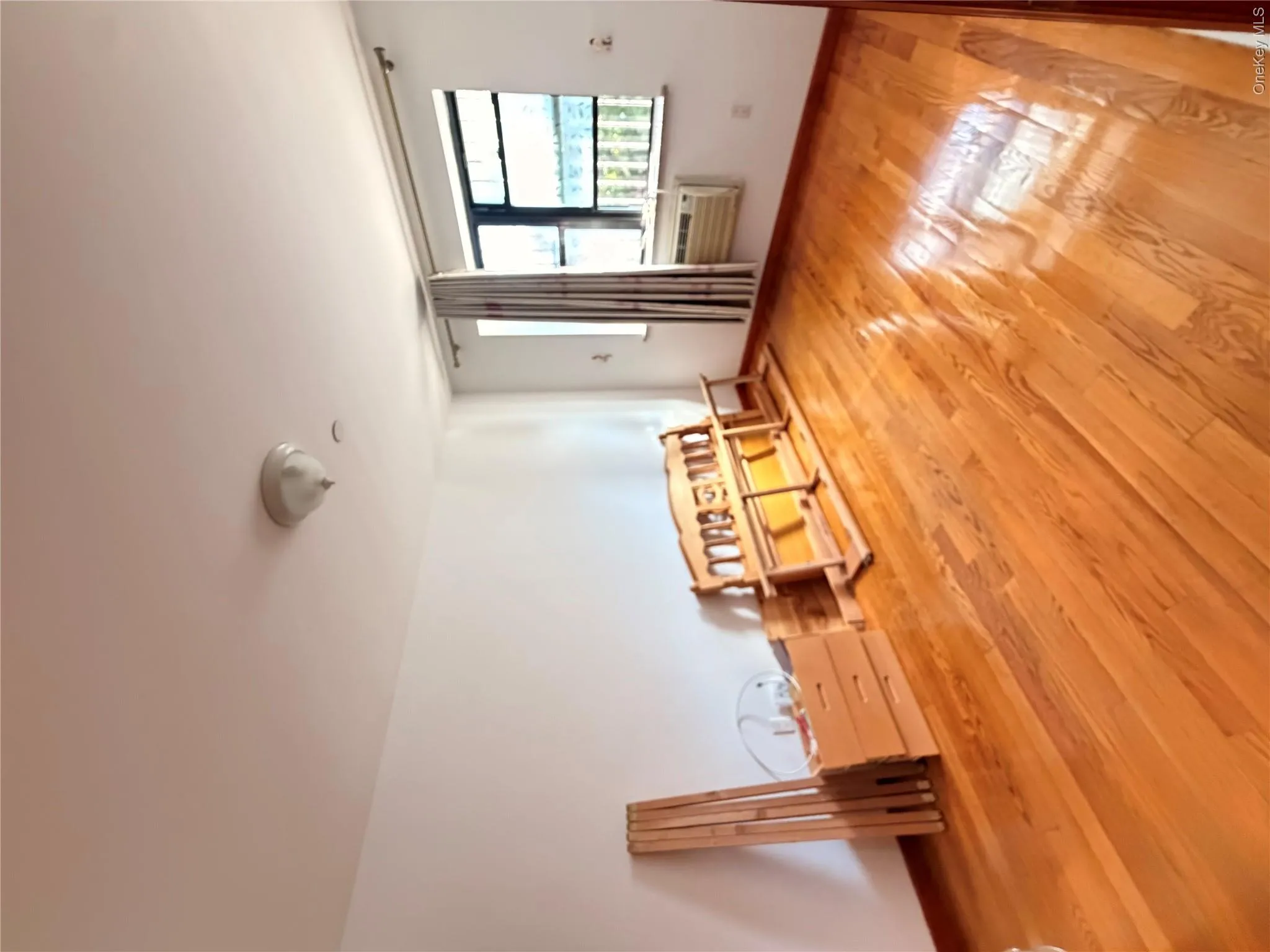 4040 68th Street, New York, NY, 2 Bedrooms Bedrooms, 6 Rooms Rooms,2 BathroomsBathrooms,Residential,For Rent,68th,0,1061013 4040 68th Street, New York, NY, 2 Bedrooms Bedrooms, 6 Rooms Rooms,2 BathroomsBathrooms,Residential,For Rent,68th,0,1061013