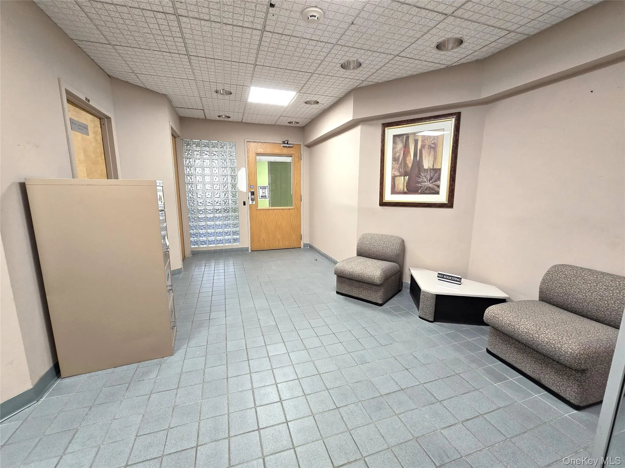 SUITE #302 SUITE #302