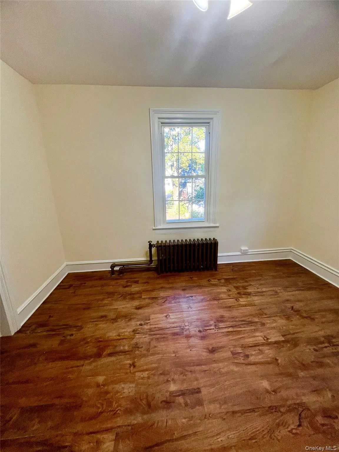 38 Orchard Street, Port Jervis, NY, 3 Bedroom Bedrooms, 7 Room Rooms,1 BathroomBathrooms,Residential Lease,For Rent,Orchard,0,1061019 38 Orchard Street, Port Jervis, NY, 3 Bedroom Bedrooms, 7 Room Rooms,1 BathroomBathrooms,Residential Lease,For Rent,Orchard,0,1061019