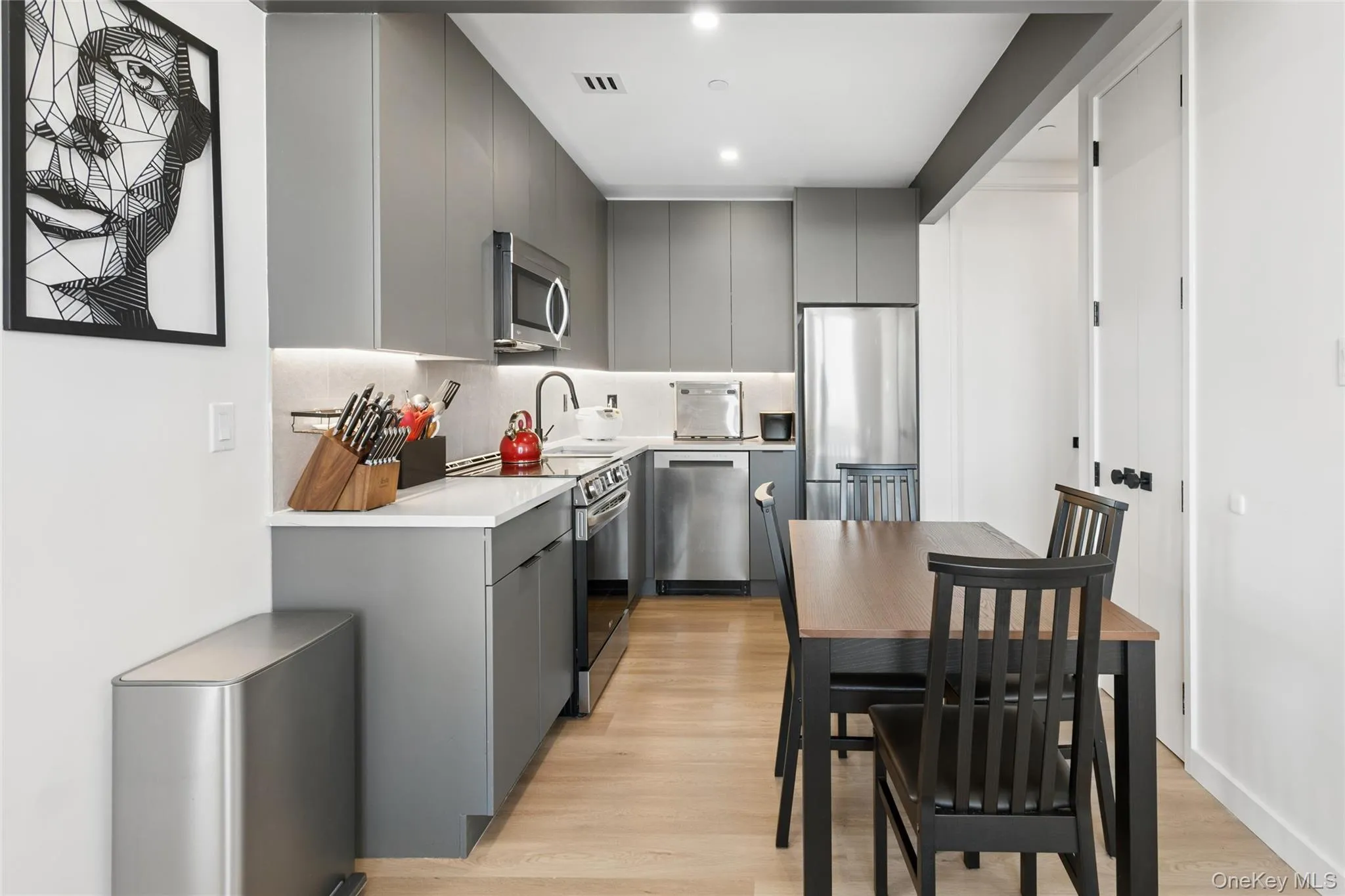 931 Carroll Street, New York, NY, 2 Bedroom Bedrooms, 4 Room Rooms,2 BathroomBathrooms,Residential Lease,For Rent,Carroll,0,1061033 931 Carroll Street, New York, NY, 2 Bedroom Bedrooms, 4 Room Rooms,2 BathroomBathrooms,Residential Lease,For Rent,Carroll,0,1061033