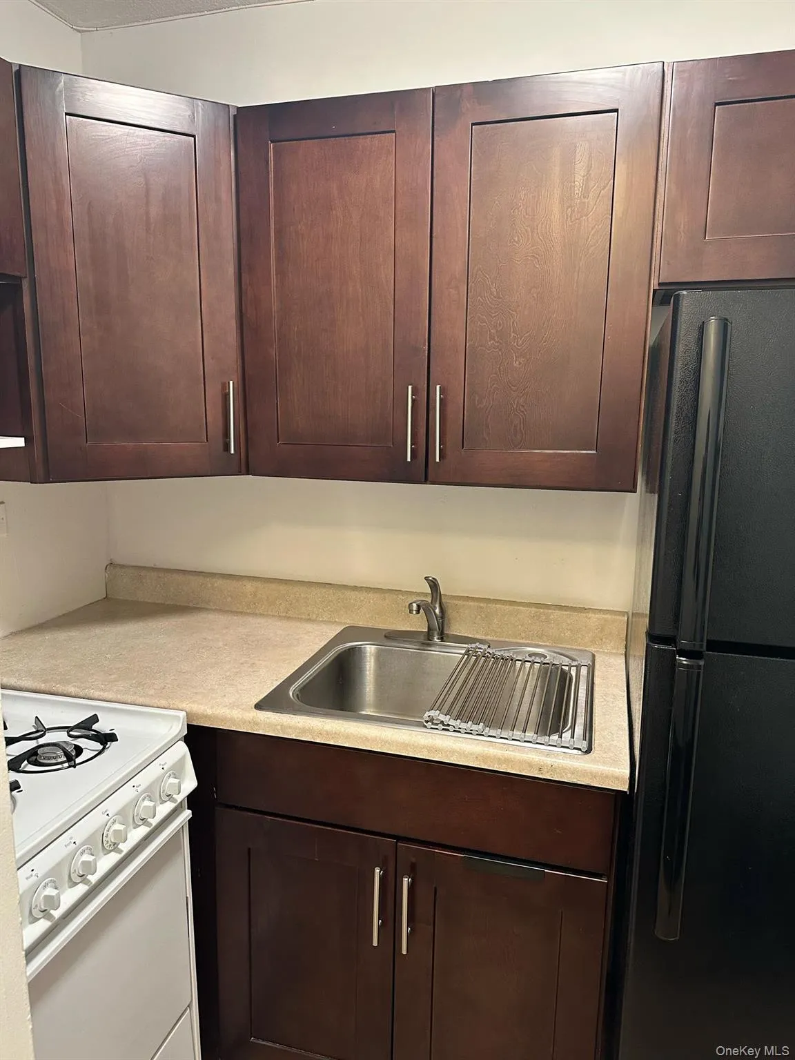 150-38 Union Turnpike, New York, NY, 3 Rooms Rooms,1 BathroomBathrooms,Residential,For Rent,Union Turnpike,0,1061038 150-38 Union Turnpike, New York, NY, 3 Rooms Rooms,1 BathroomBathrooms,Residential,For Rent,Union Turnpike,0,1061038