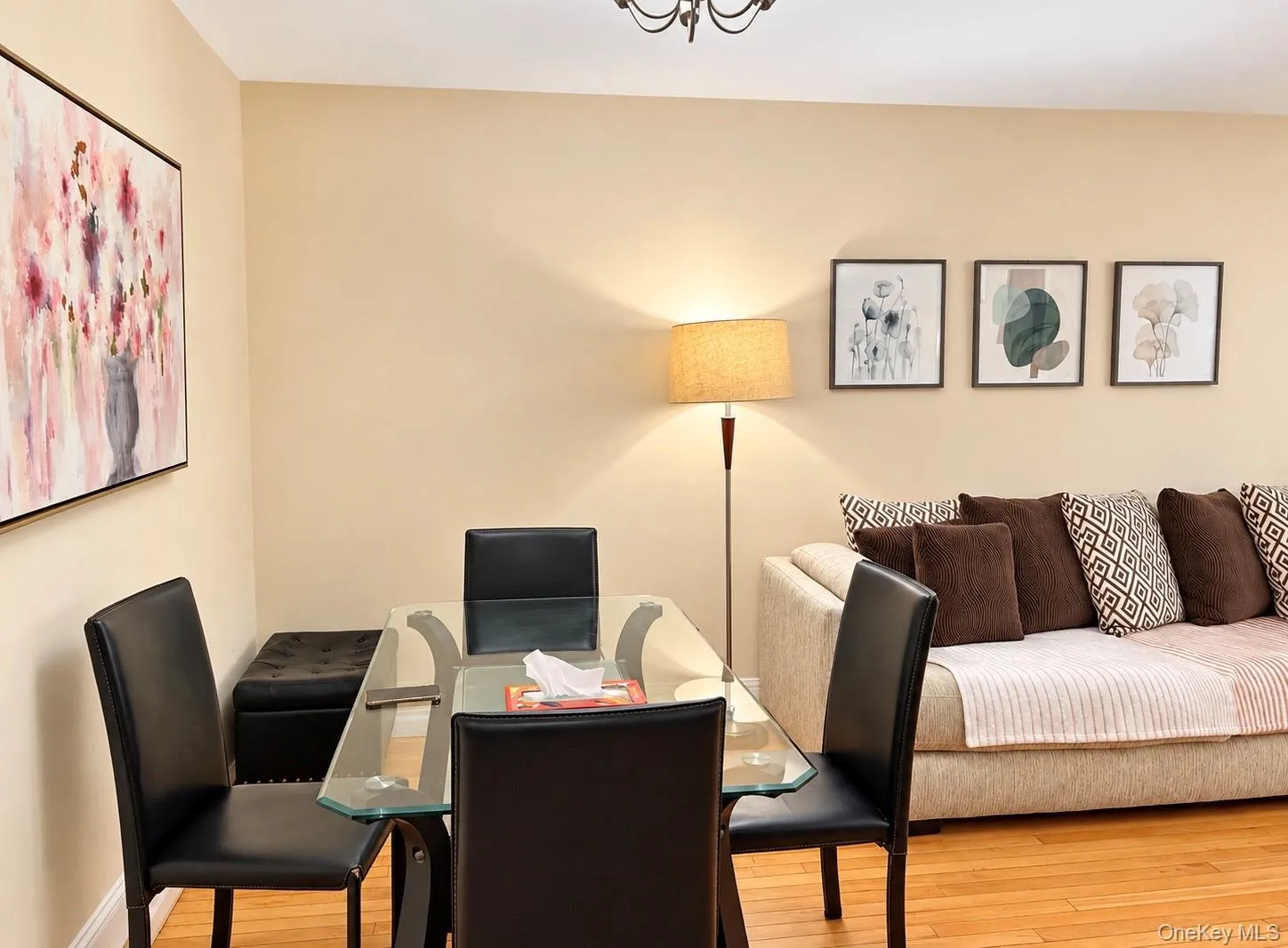 14215 FRANKLIN, New York, NY, 1 Bedroom Bedrooms, 3 Rooms Rooms,1 BathroomBathrooms,Residential,For Rent,FRANKLIN,0,1061041 14215 FRANKLIN, New York, NY, 1 Bedroom Bedrooms, 3 Rooms Rooms,1 BathroomBathrooms,Residential,For Rent,FRANKLIN,0,1061041