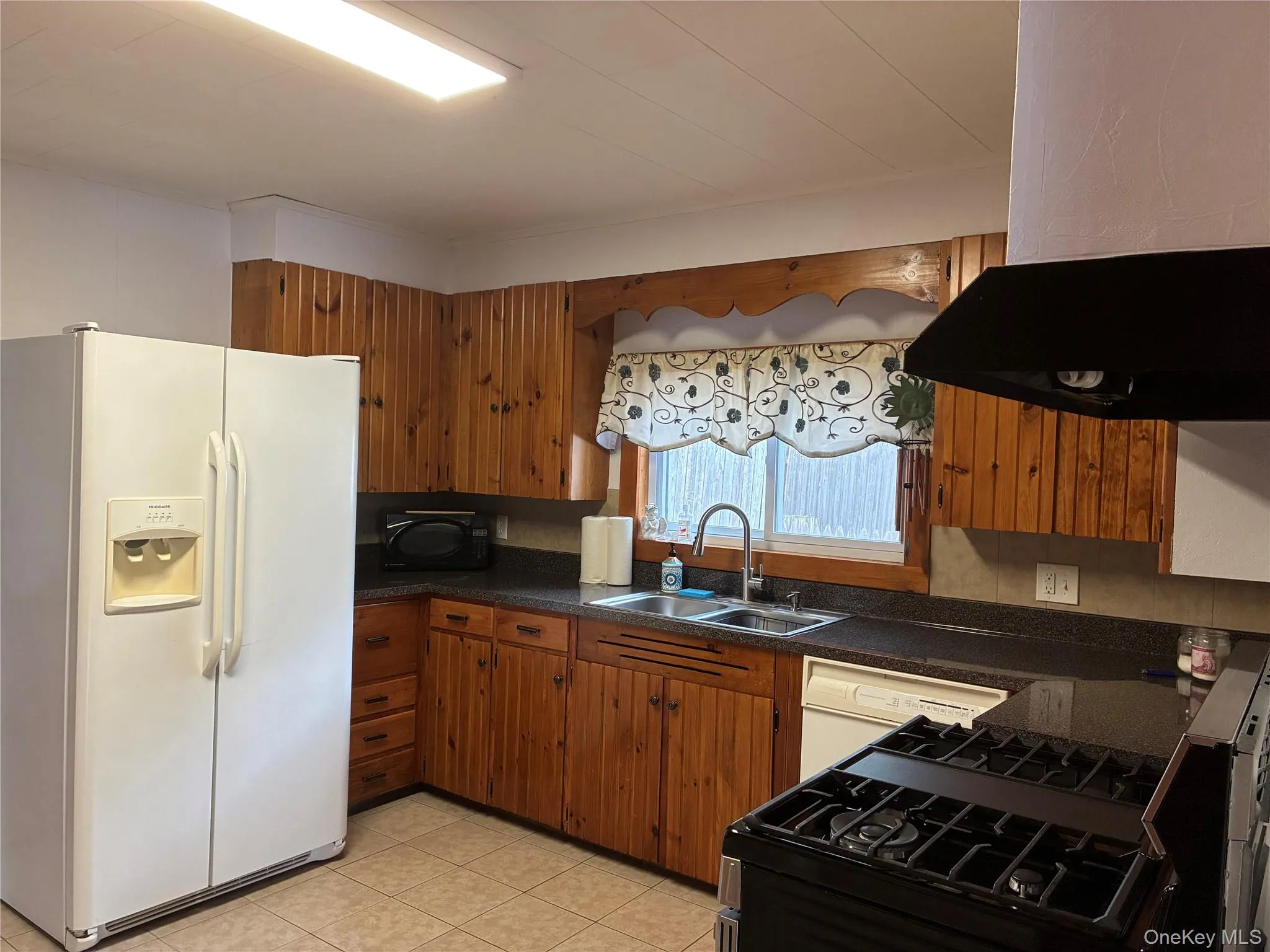 22 Farnum Street, Port Jervis, NY, 3 Bedrooms Bedrooms, 7 Rooms Rooms,1 BathroomBathrooms,Residential,For Rent,Farnum,0,1061042 22 Farnum Street, Port Jervis, NY, 3 Bedrooms Bedrooms, 7 Rooms Rooms,1 BathroomBathrooms,Residential,For Rent,Farnum,0,1061042