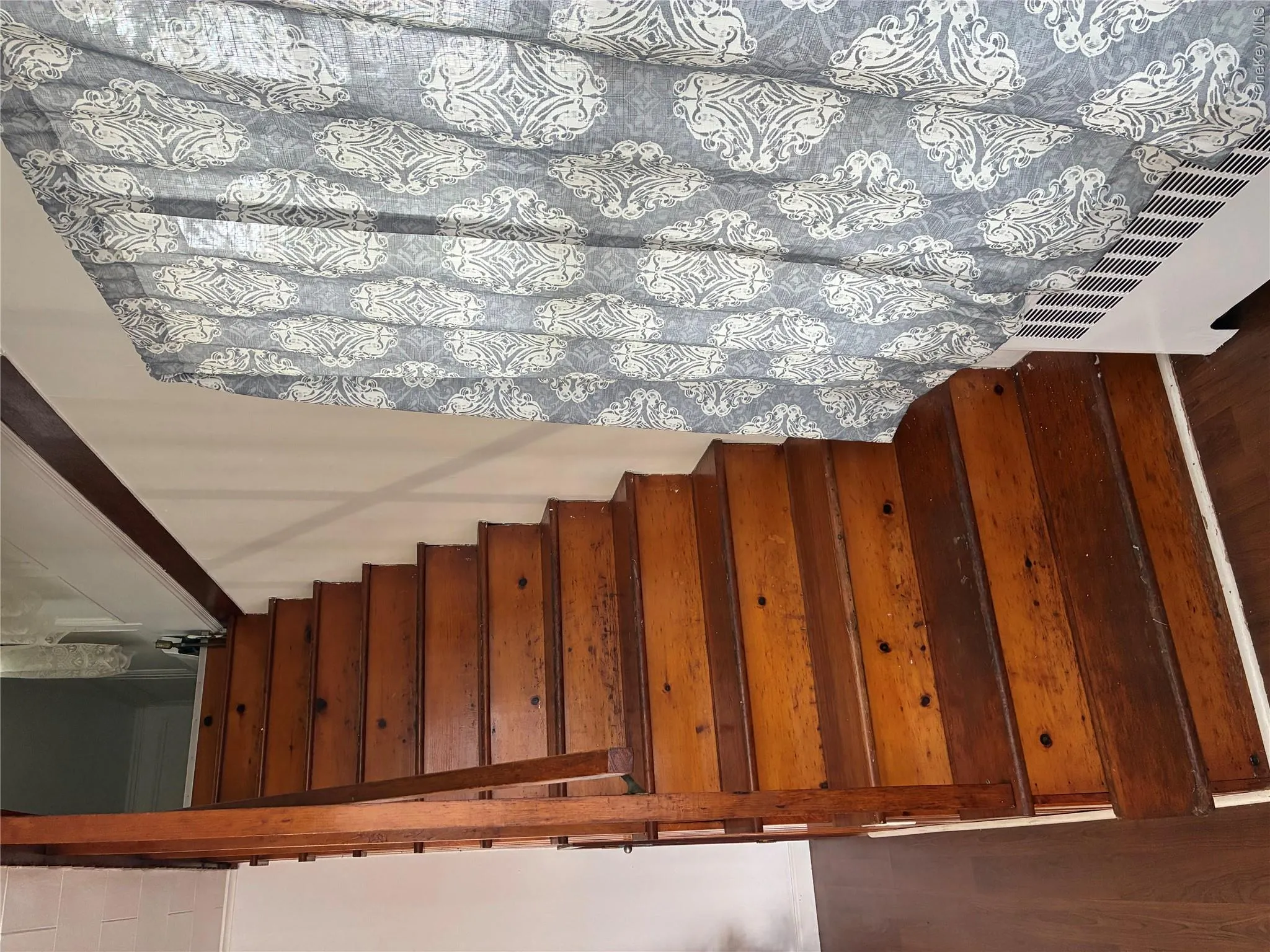 22 Farnum Street, Port Jervis, NY, 3 Bedrooms Bedrooms, 7 Rooms Rooms,1 BathroomBathrooms,Residential,For Rent,Farnum,0,1061042 22 Farnum Street, Port Jervis, NY, 3 Bedrooms Bedrooms, 7 Rooms Rooms,1 BathroomBathrooms,Residential,For Rent,Farnum,0,1061042