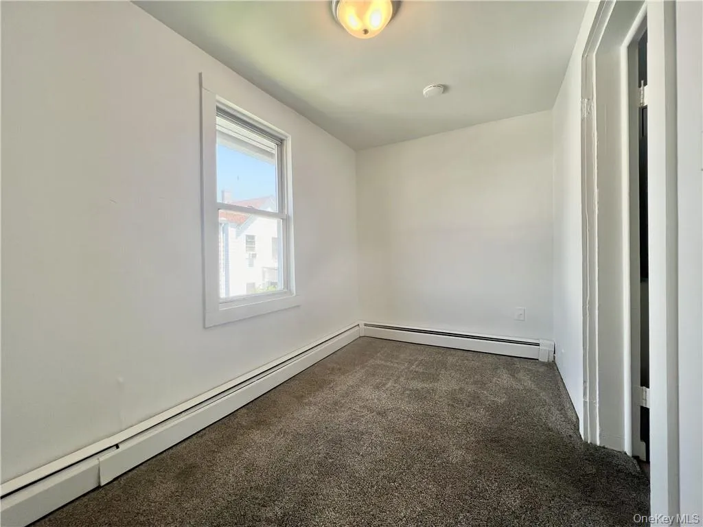 25 Prospect Street, Kingston, NY, 1 Bedroom Bedrooms, 5 Room Rooms,1 BathroomBathrooms,Residential Lease,For Rent,Prospect,0,1061047 25 Prospect Street, Kingston, NY, 1 Bedroom Bedrooms, 5 Room Rooms,1 BathroomBathrooms,Residential Lease,For Rent,Prospect,0,1061047