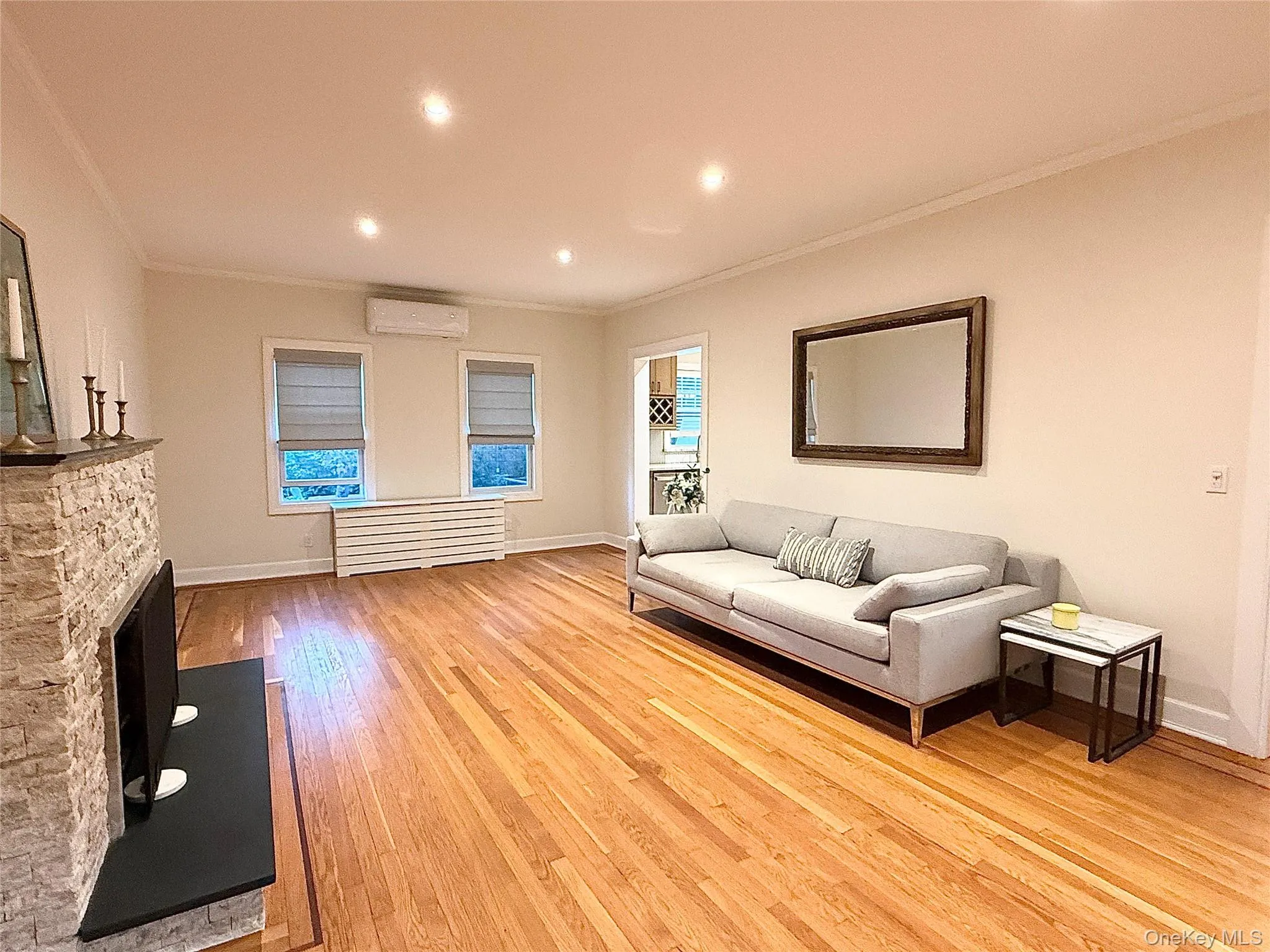 85 Violet Avenue, Hempstead, NY, 4 Bedrooms Bedrooms, 9 Rooms Rooms,3 BathroomsBathrooms,Residential Lease,For Rent,Violet,0,1061049 85 Violet Avenue, Hempstead, NY, 4 Bedrooms Bedrooms, 9 Rooms Rooms,3 BathroomsBathrooms,Residential Lease,For Rent,Violet,0,1061049