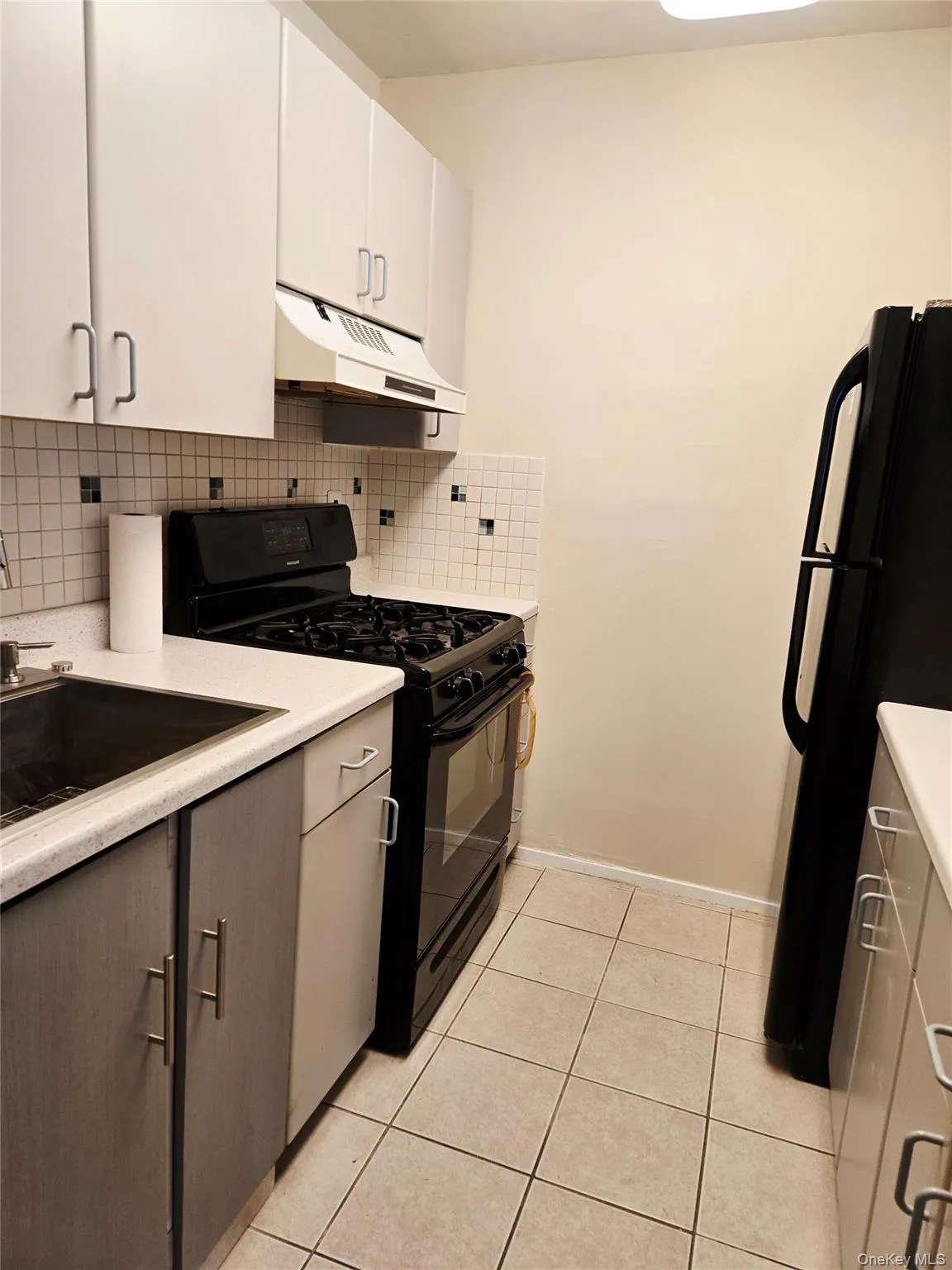 7 Boulder, Brookhaven, NY, 2 Bedrooms Bedrooms, 5 Rooms Rooms,1 BathroomBathrooms,Residential Lease,For Rent,Boulder,0,1061054 7 Boulder, Brookhaven, NY, 2 Bedrooms Bedrooms, 5 Rooms Rooms,1 BathroomBathrooms,Residential Lease,For Rent,Boulder,0,1061054