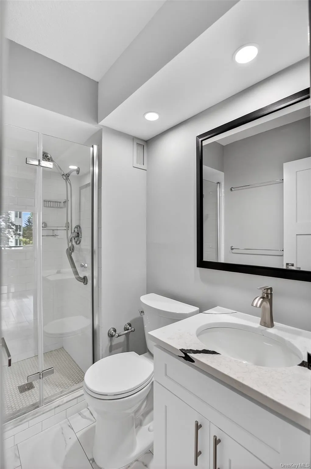 15 stewart Place, White Plains, NY, 2 Bedroom Bedrooms, 6 Room Rooms,2 BathroomBathrooms,Residential Lease,For Rent,stewart,0,1061055 15 stewart Place, White Plains, NY, 2 Bedroom Bedrooms, 6 Room Rooms,2 BathroomBathrooms,Residential Lease,For Rent,stewart,0,1061055