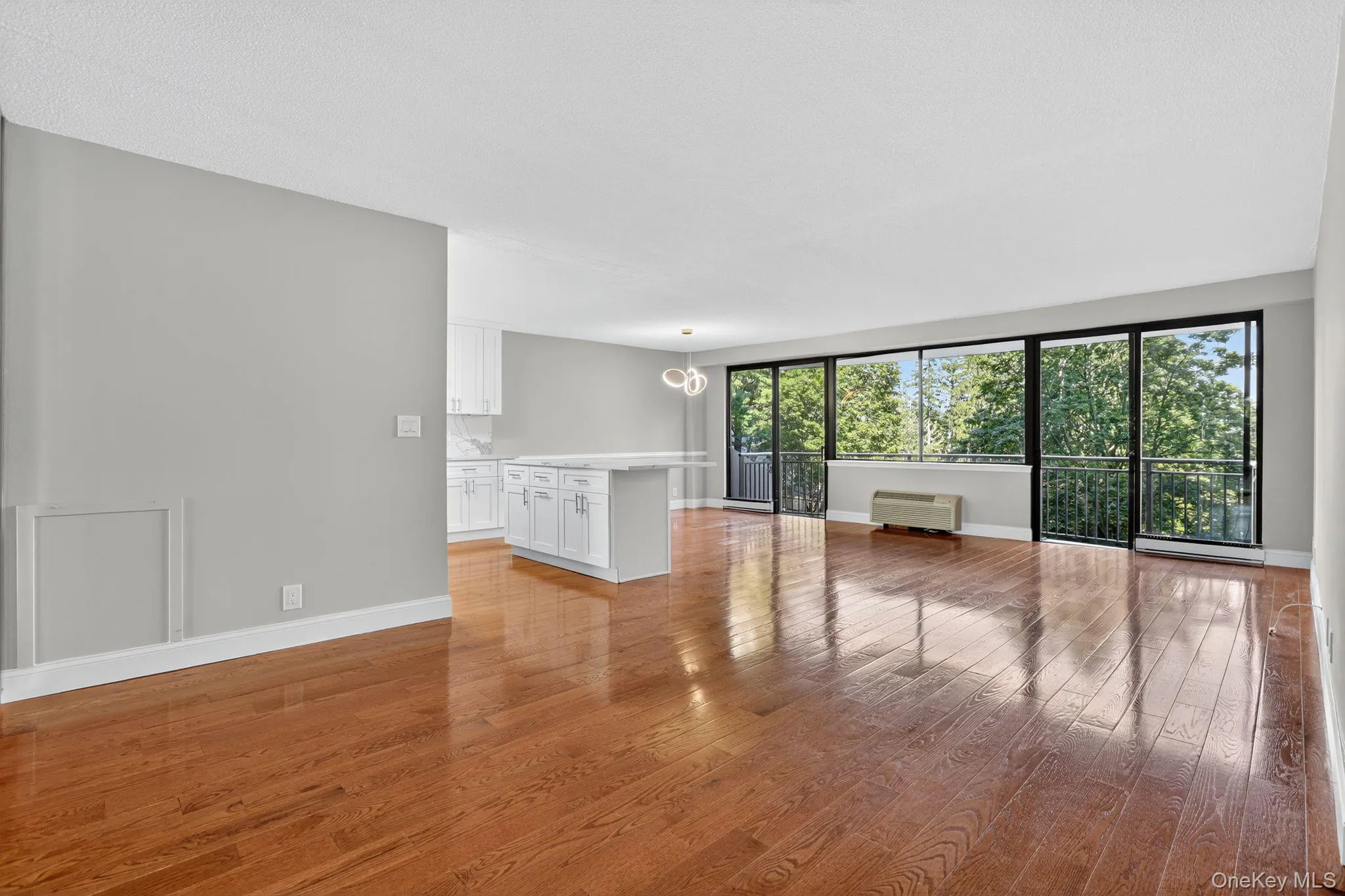 15 stewart Place, White Plains, NY, 2 Bedroom Bedrooms, 6 Room Rooms,2 BathroomBathrooms,Residential Lease,For Rent,stewart,0,1061055 15 stewart Place, White Plains, NY, 2 Bedroom Bedrooms, 6 Room Rooms,2 BathroomBathrooms,Residential Lease,For Rent,stewart,0,1061055