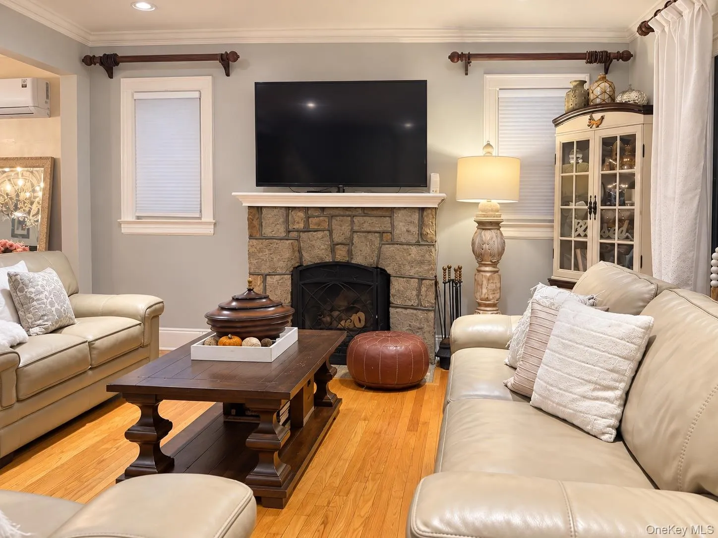 10507 223rd Street, New York, NY, 3 Bedrooms Bedrooms, 9 Rooms Rooms,2 BathroomsBathrooms,Residential,For Rent,223rd,0,1061058 10507 223rd Street, New York, NY, 3 Bedrooms Bedrooms, 9 Rooms Rooms,2 BathroomsBathrooms,Residential,For Rent,223rd,0,1061058