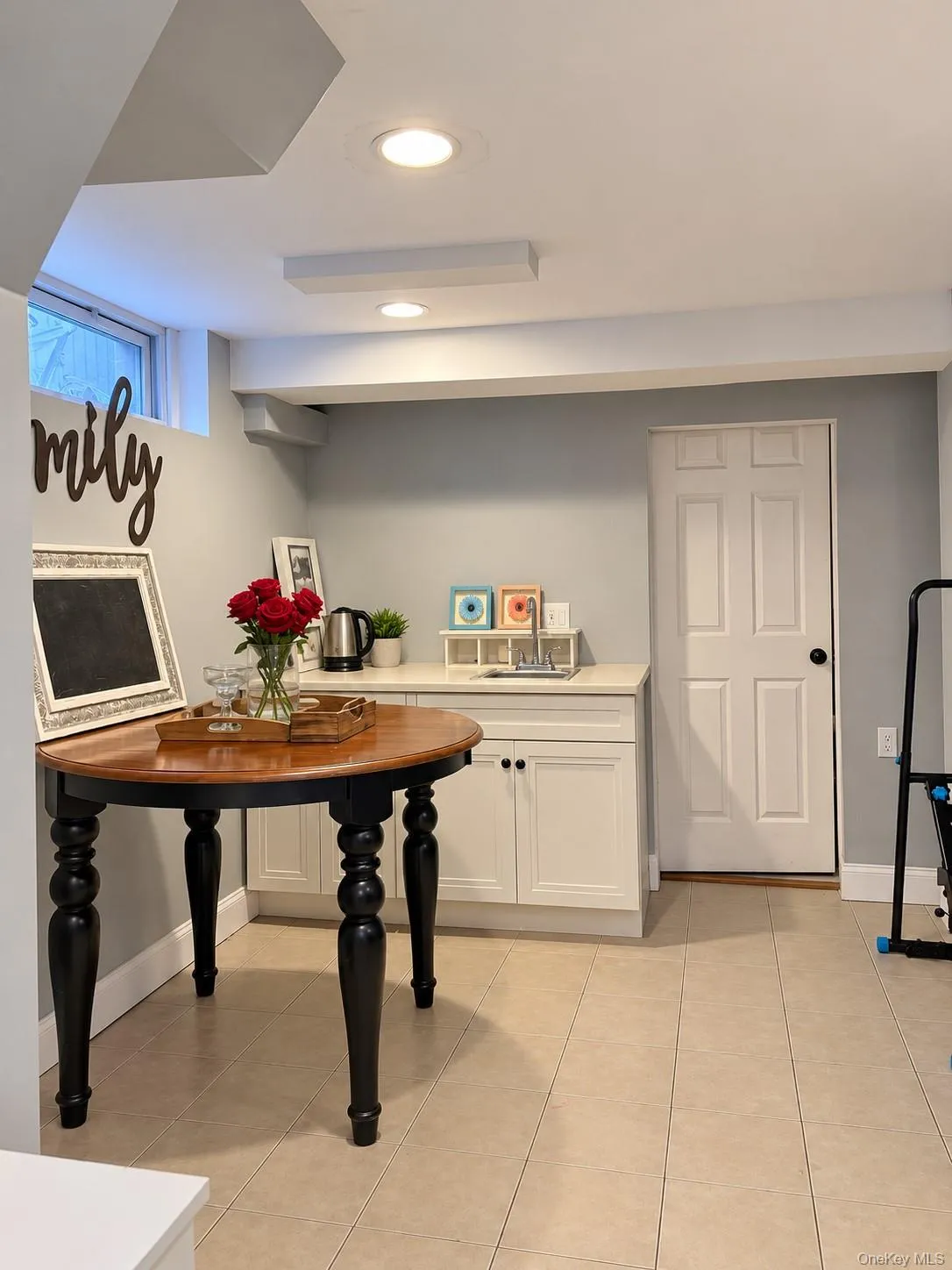 10507 223rd Street, New York, NY, 3 Bedrooms Bedrooms, 9 Rooms Rooms,2 BathroomsBathrooms,Residential,For Rent,223rd,0,1061058 10507 223rd Street, New York, NY, 3 Bedrooms Bedrooms, 9 Rooms Rooms,2 BathroomsBathrooms,Residential,For Rent,223rd,0,1061058