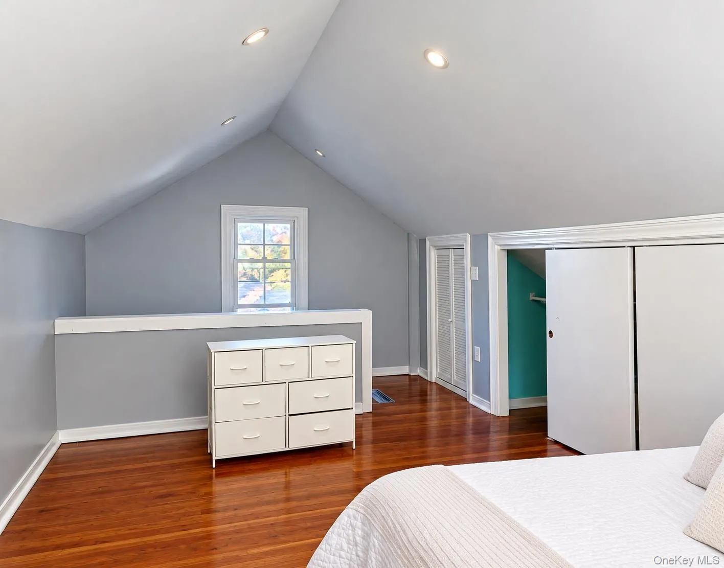 10507 223rd Street, New York, NY, 3 Bedrooms Bedrooms, 9 Rooms Rooms,2 BathroomsBathrooms,Residential,For Rent,223rd,0,1061058 10507 223rd Street, New York, NY, 3 Bedrooms Bedrooms, 9 Rooms Rooms,2 BathroomsBathrooms,Residential,For Rent,223rd,0,1061058
