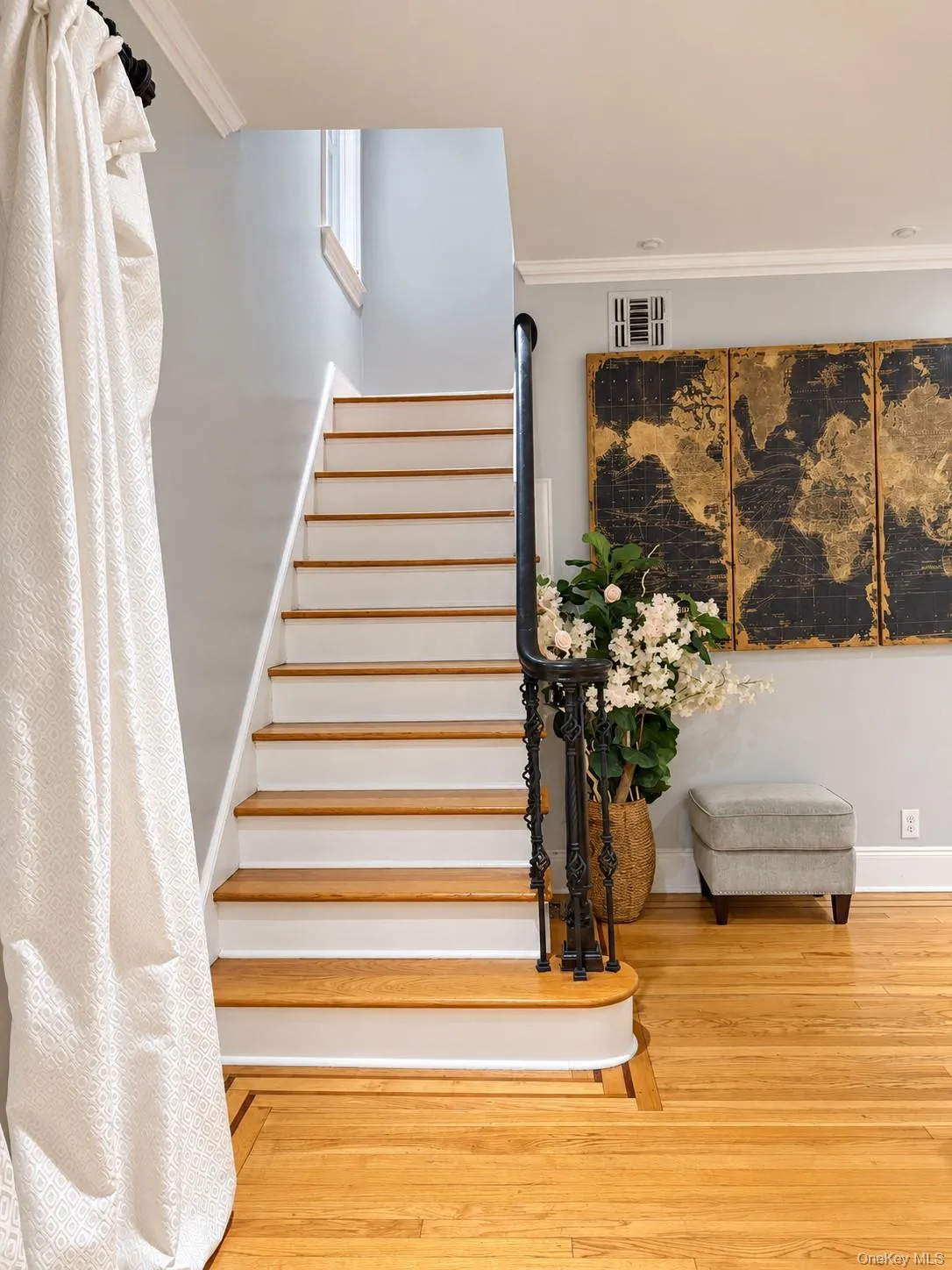 10507 223rd Street, New York, NY, 3 Bedrooms Bedrooms, 9 Rooms Rooms,2 BathroomsBathrooms,Residential,For Rent,223rd,0,1061058 10507 223rd Street, New York, NY, 3 Bedrooms Bedrooms, 9 Rooms Rooms,2 BathroomsBathrooms,Residential,For Rent,223rd,0,1061058