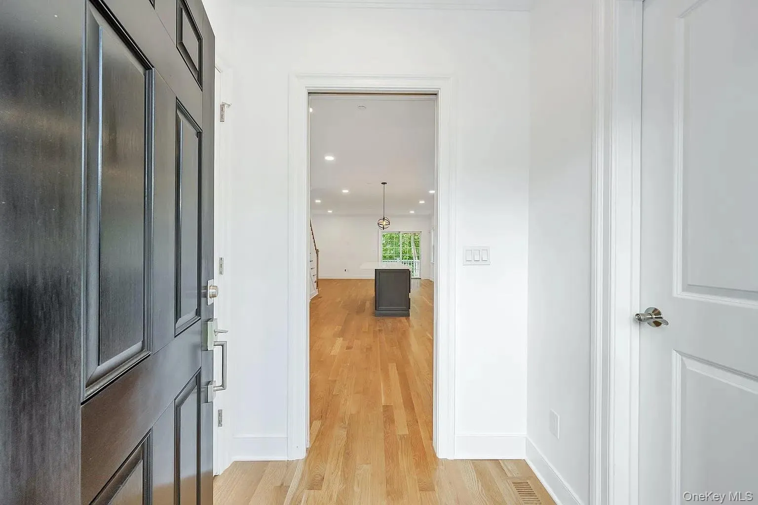 235A Lincoln Avenue, Harrison, NY, 3 Bedroom Bedrooms, 10 Room Rooms,3 BathroomBathrooms,Residential Lease,For Rent,Lincoln,0,1061059 235A Lincoln Avenue, Harrison, NY, 3 Bedroom Bedrooms, 10 Room Rooms,3 BathroomBathrooms,Residential Lease,For Rent,Lincoln,0,1061059