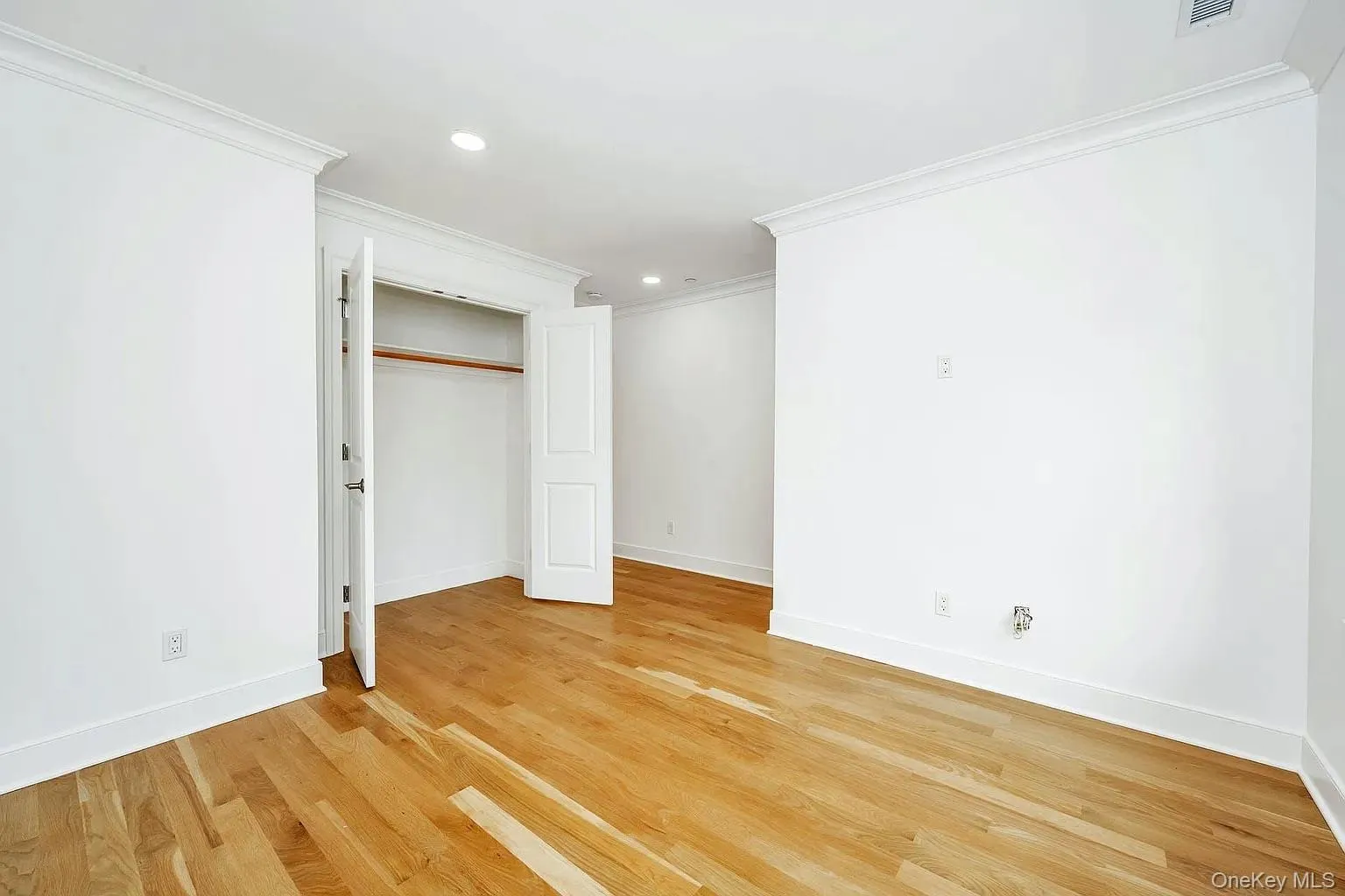 235A Lincoln Avenue, Harrison, NY, 3 Bedroom Bedrooms, 10 Room Rooms,3 BathroomBathrooms,Residential Lease,For Rent,Lincoln,0,1061059 235A Lincoln Avenue, Harrison, NY, 3 Bedroom Bedrooms, 10 Room Rooms,3 BathroomBathrooms,Residential Lease,For Rent,Lincoln,0,1061059