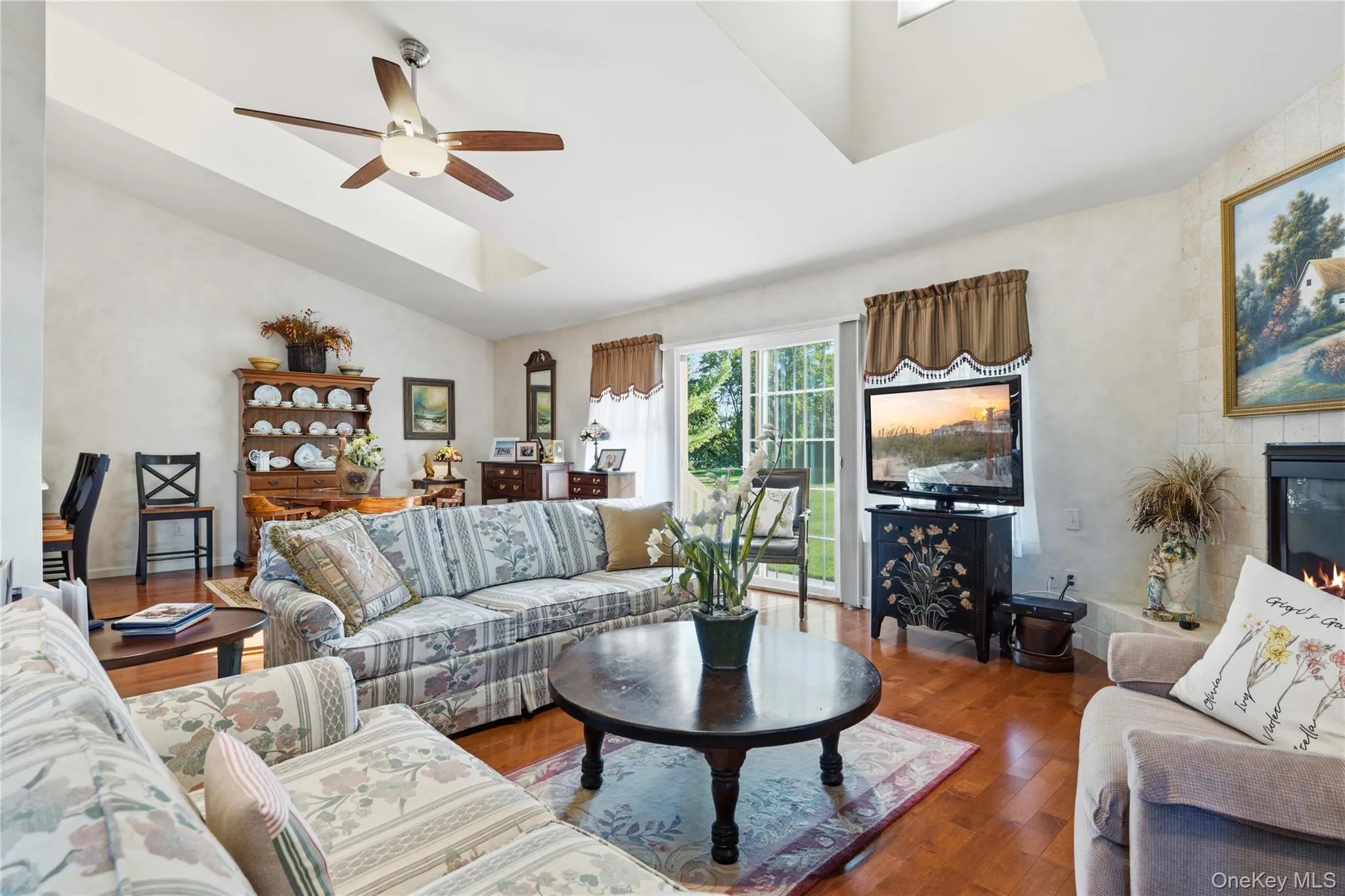 11 Summerfield Lane, Riverhead, NY, 2 Bedrooms Bedrooms, 8 Rooms Rooms,2 BathroomsBathrooms,Residential,For Rent,Summerfield,0,1061060 11 Summerfield Lane, Riverhead, NY, 2 Bedrooms Bedrooms, 8 Rooms Rooms,2 BathroomsBathrooms,Residential,For Rent,Summerfield,0,1061060