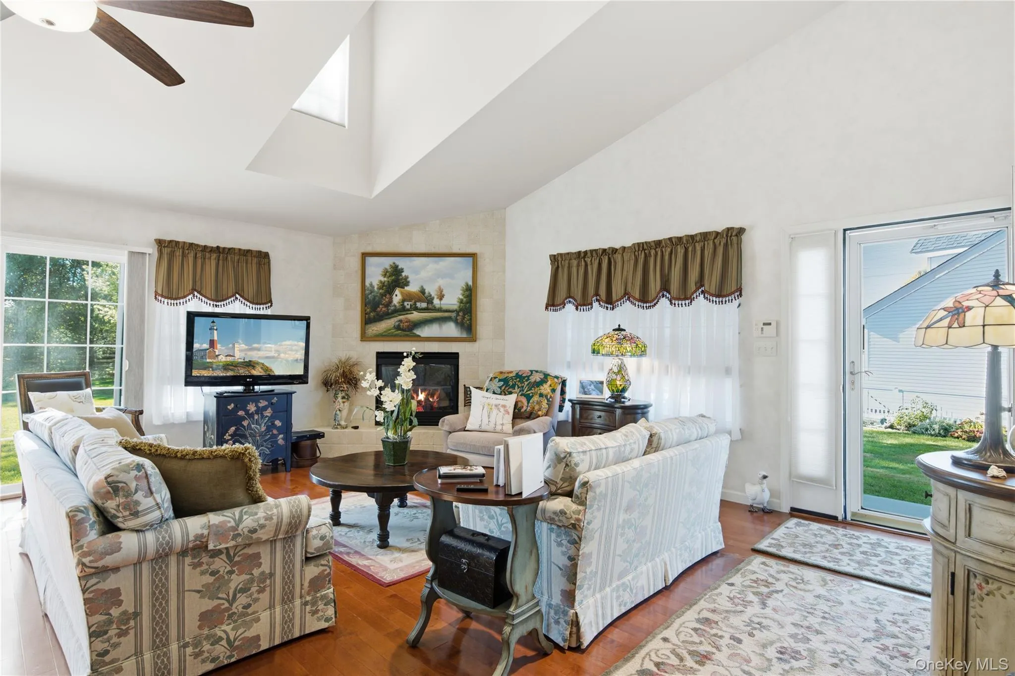 11 Summerfield Lane, Riverhead, NY, 2 Bedrooms Bedrooms, 8 Rooms Rooms,2 BathroomsBathrooms,Residential,For Rent,Summerfield,0,1061060 11 Summerfield Lane, Riverhead, NY, 2 Bedrooms Bedrooms, 8 Rooms Rooms,2 BathroomsBathrooms,Residential,For Rent,Summerfield,0,1061060