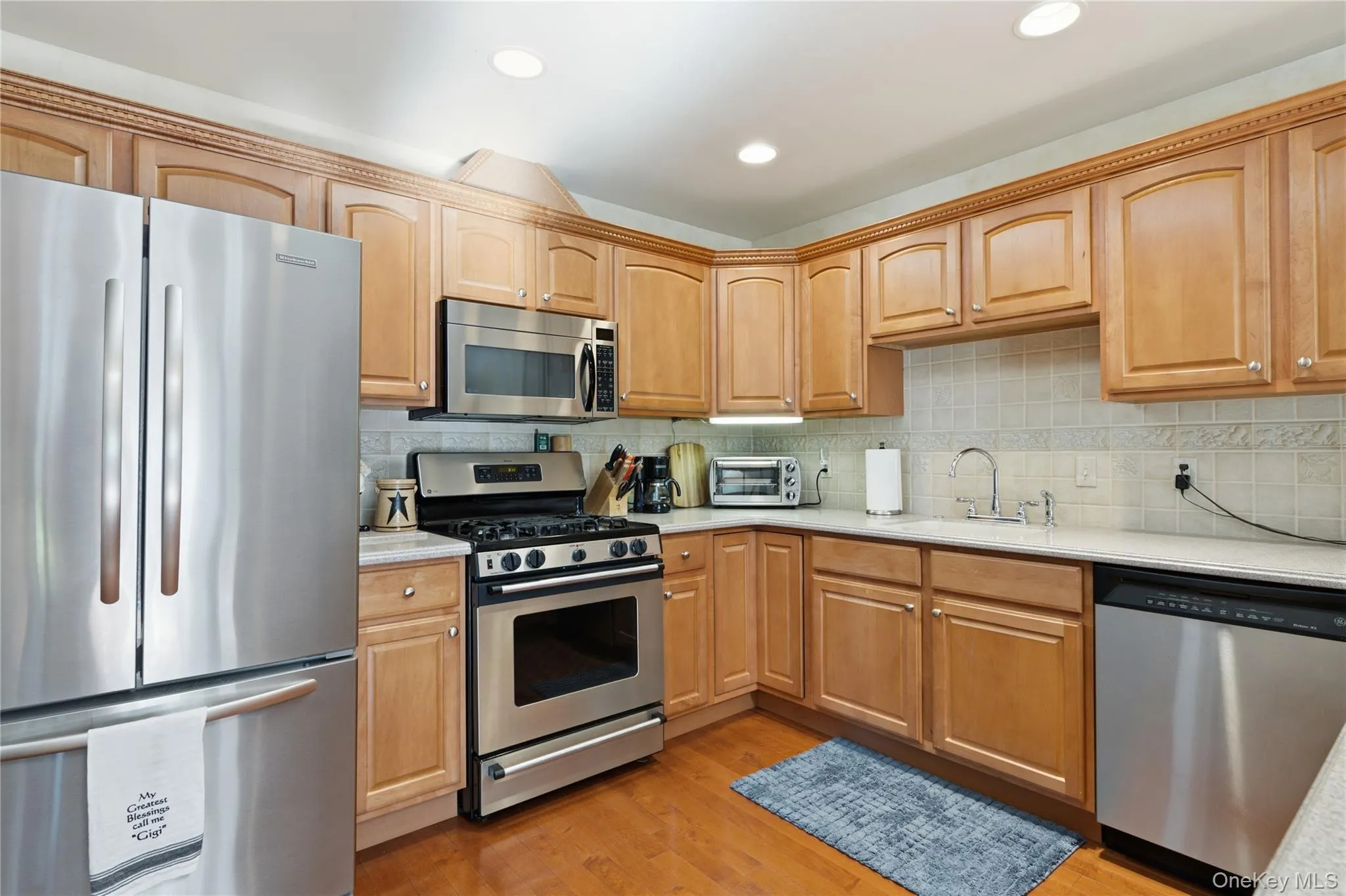 11 Summerfield Lane, Riverhead, NY, 2 Bedrooms Bedrooms, 8 Rooms Rooms,2 BathroomsBathrooms,Residential,For Rent,Summerfield,0,1061060 11 Summerfield Lane, Riverhead, NY, 2 Bedrooms Bedrooms, 8 Rooms Rooms,2 BathroomsBathrooms,Residential,For Rent,Summerfield,0,1061060
